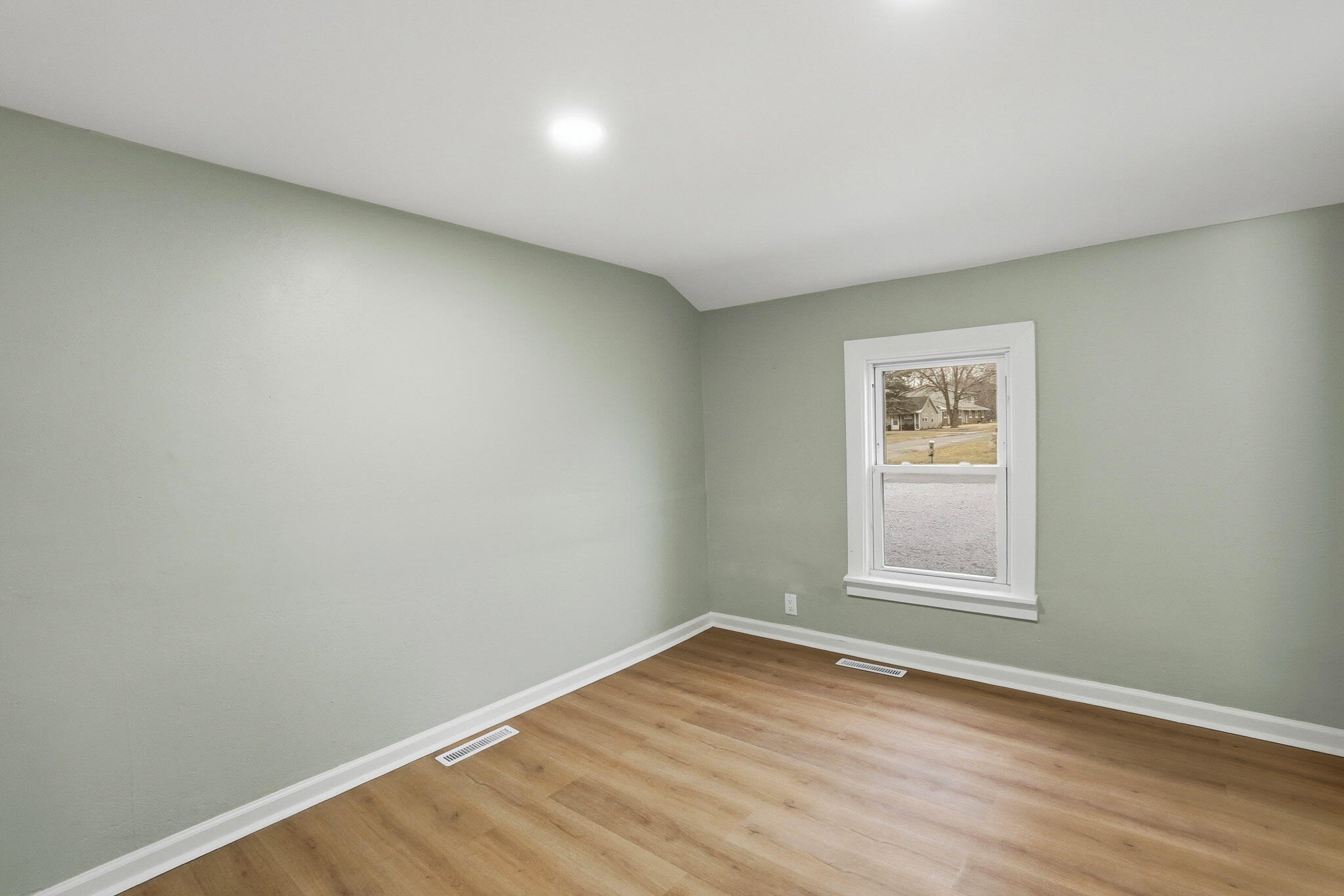 238 N Nichols Street, Lowell, IN 46356; Image #14