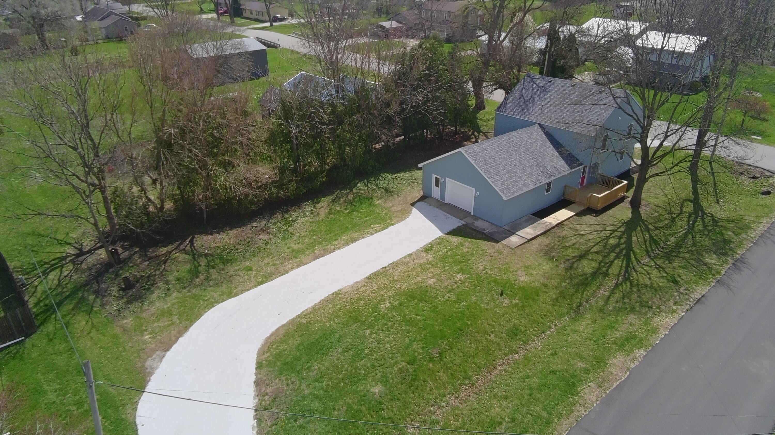 112 W Allen Street, Kentland, IN 47951; Image #2