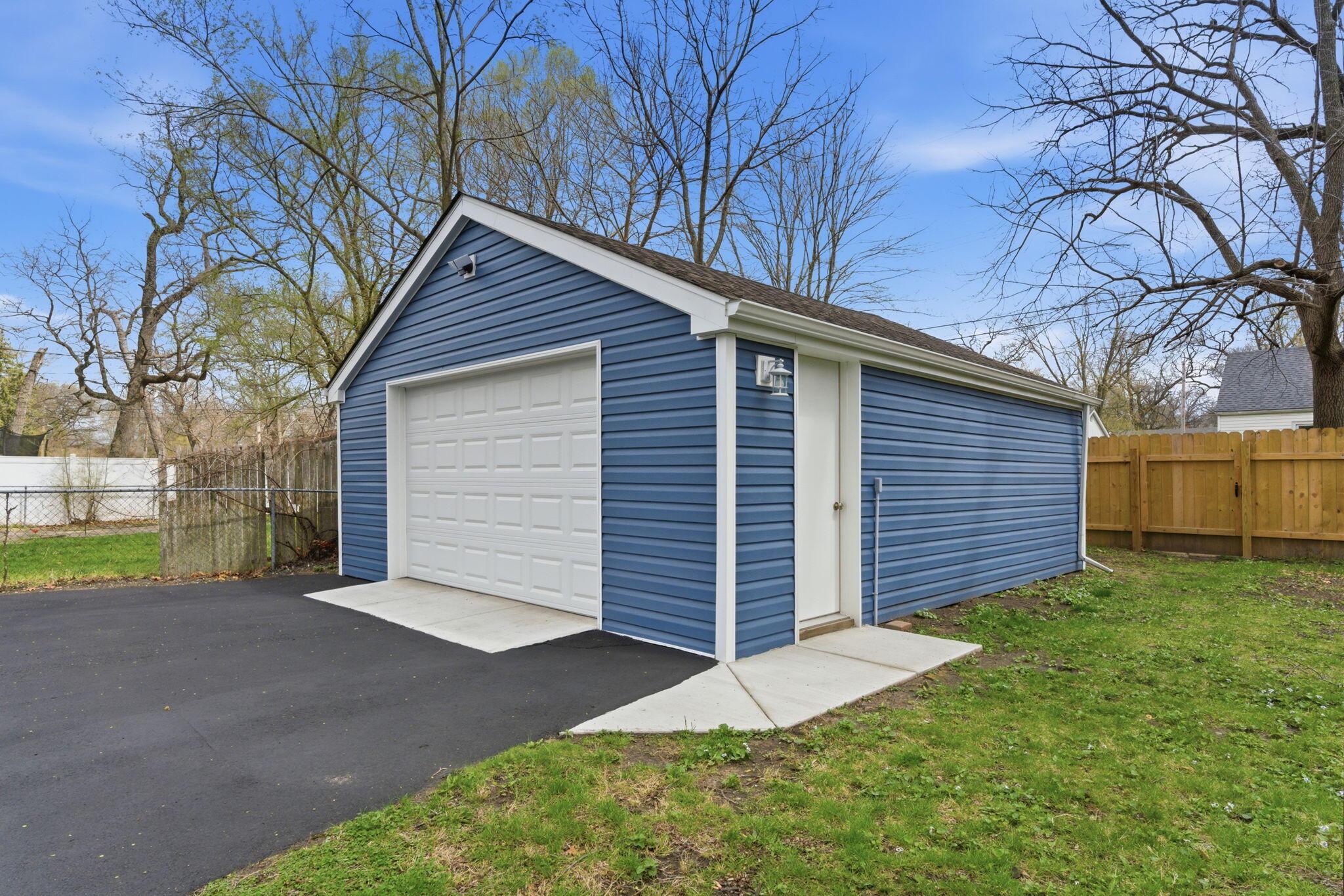 2743 Henry Street, Lake Station, IN 46405; Image #18
