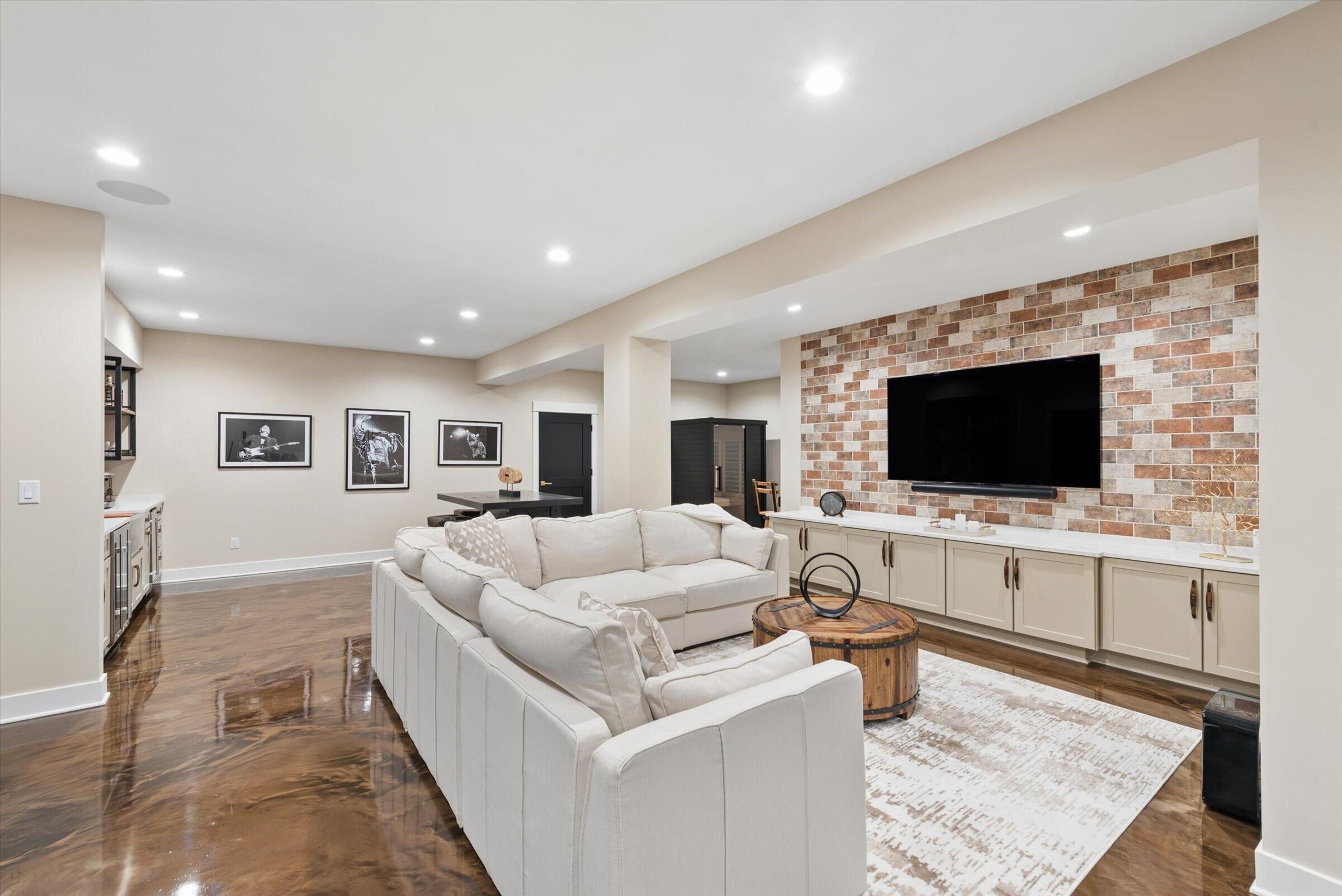 3703 Elio Way, Valparaiso, IN 46385; Image #34