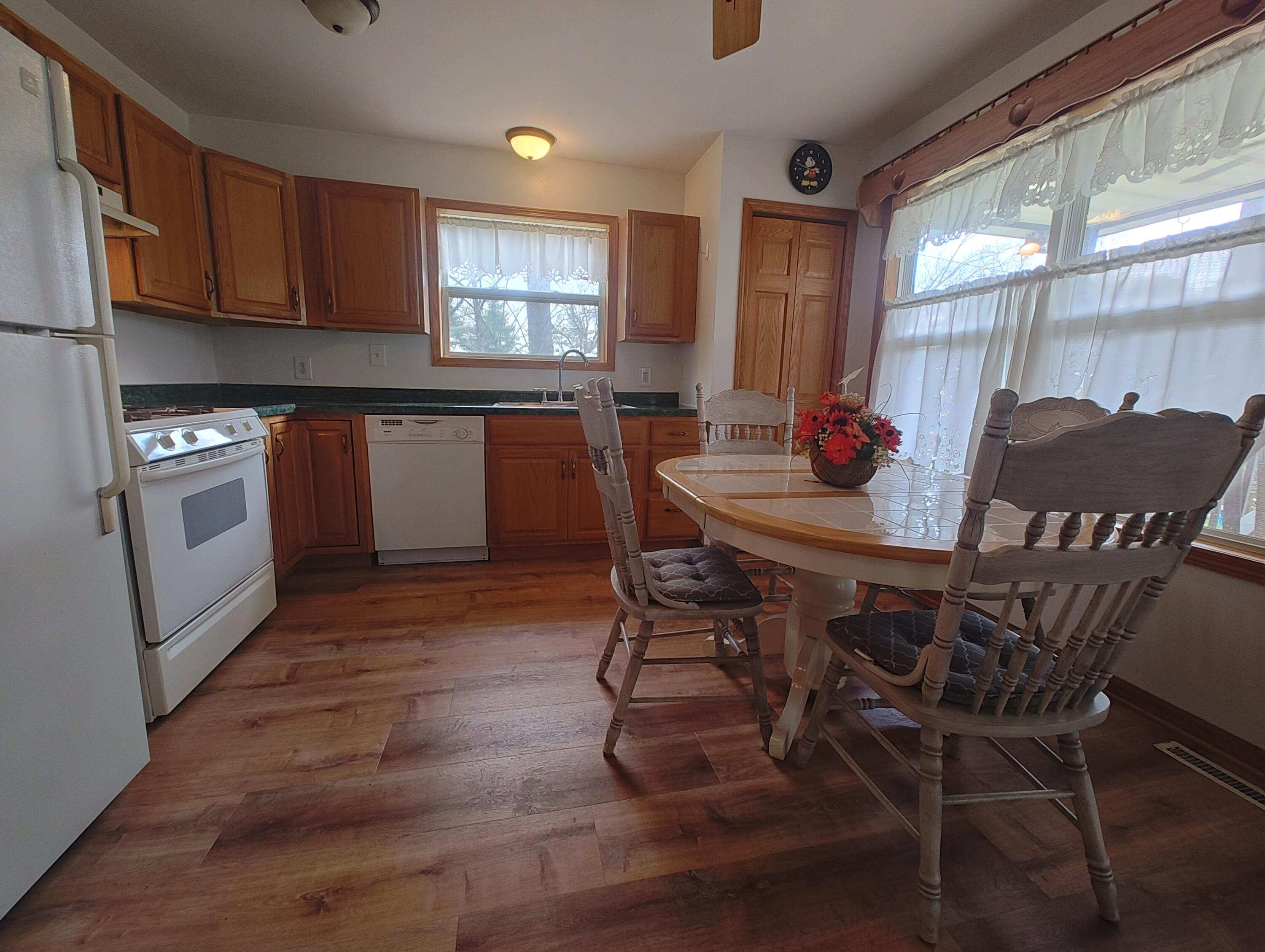 6441 E Calvin Drive, Knox, IN 46534; Image #4