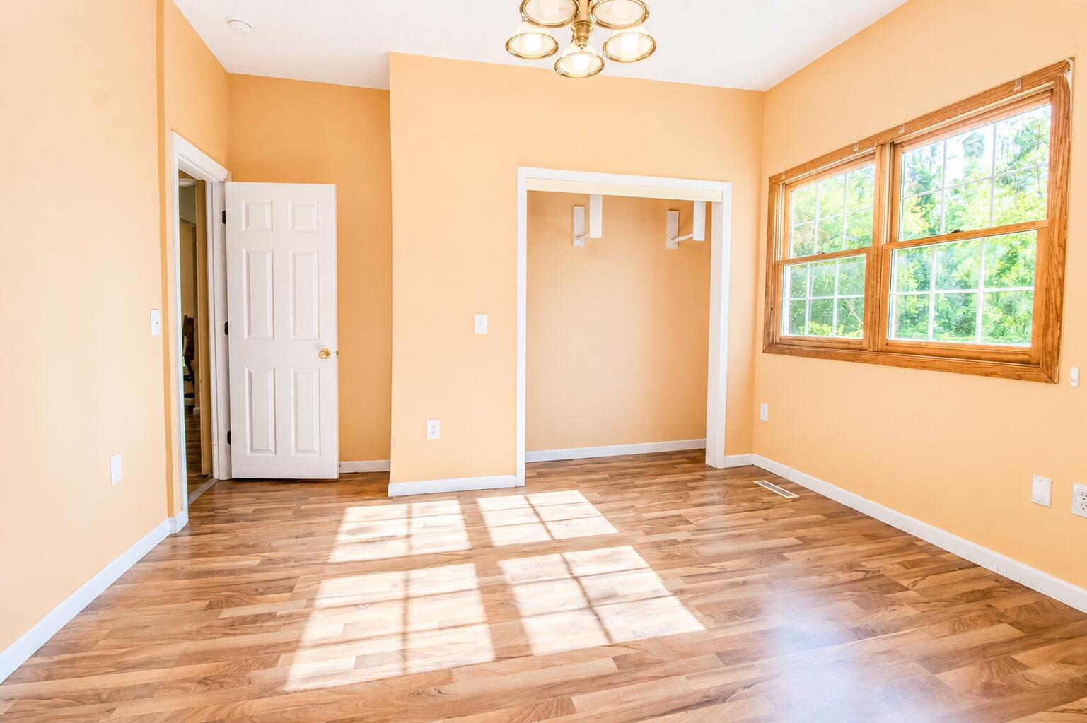 207 W Lake Street, Knox, IN 46534; Image #6