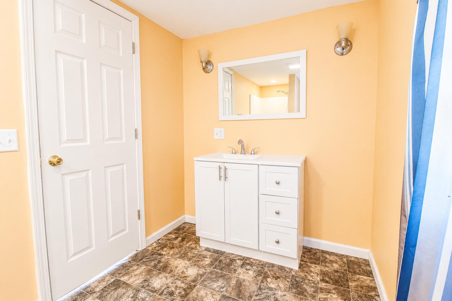 207 W Lake Street, Knox, IN 46534; Image #8