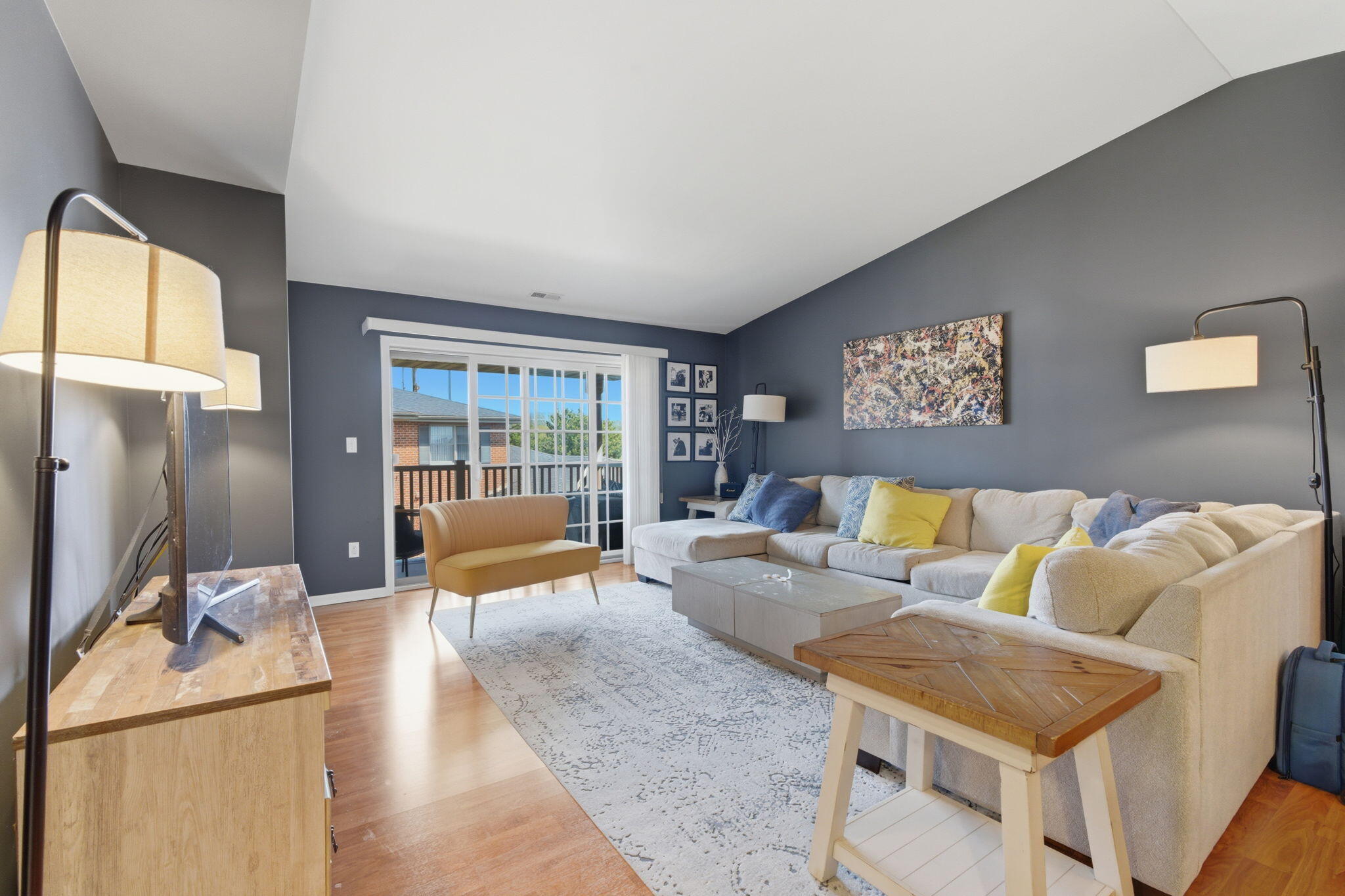 644 Cambridge Court, Munster, IN #2a, 46321; Image #3