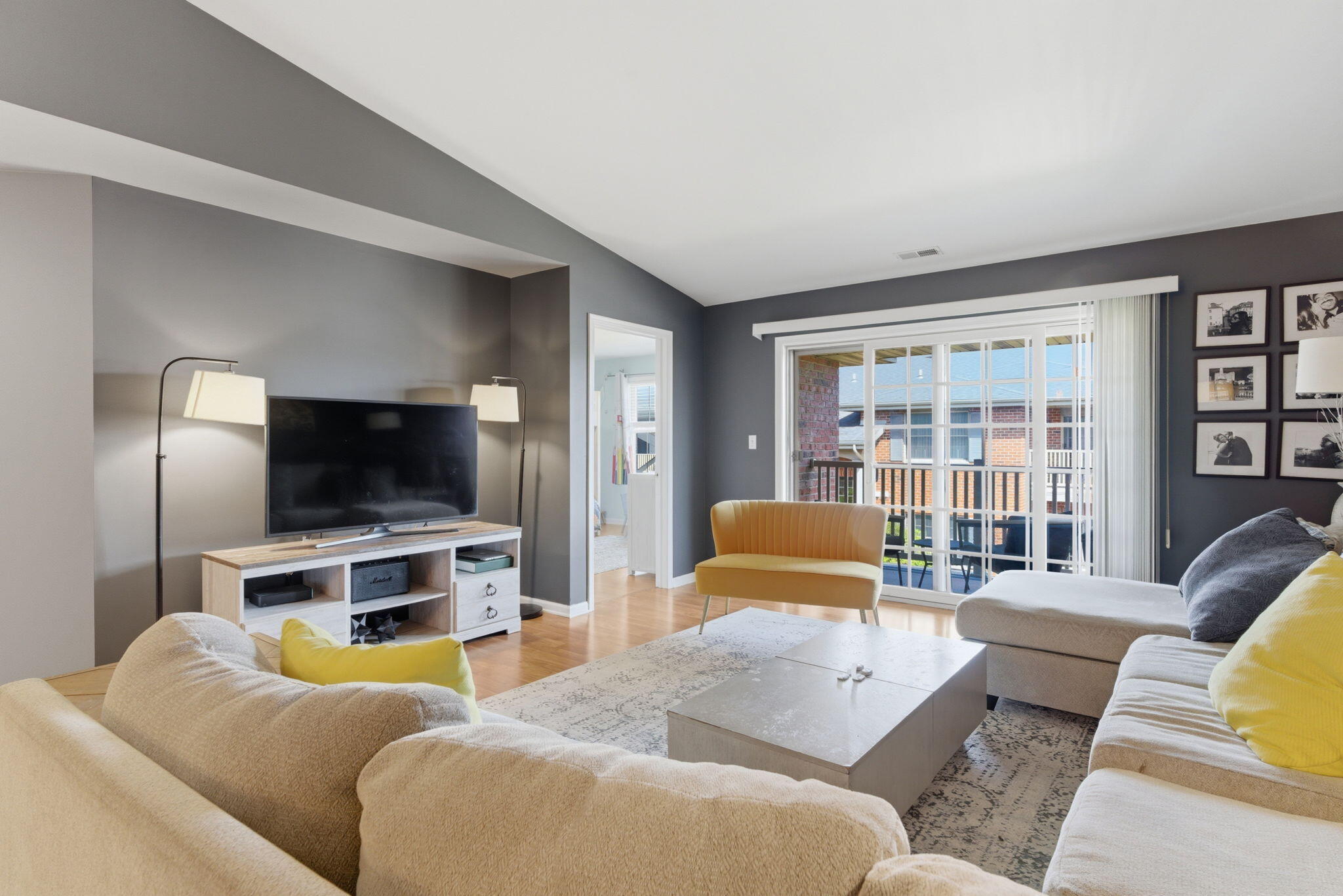 644 Cambridge Court, Munster, IN #2a, 46321; Image #5