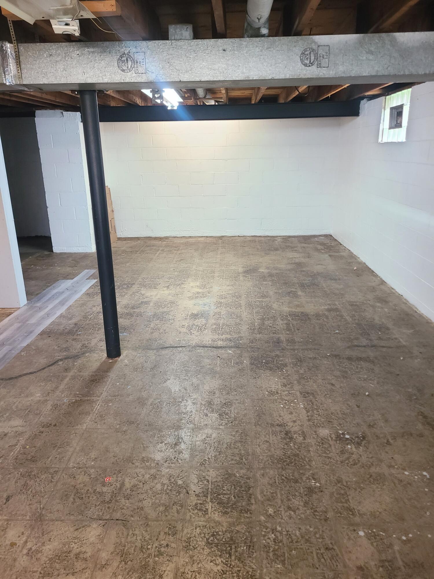 306 N Arbogast Street, Griffith, IN 46319; Image #17
