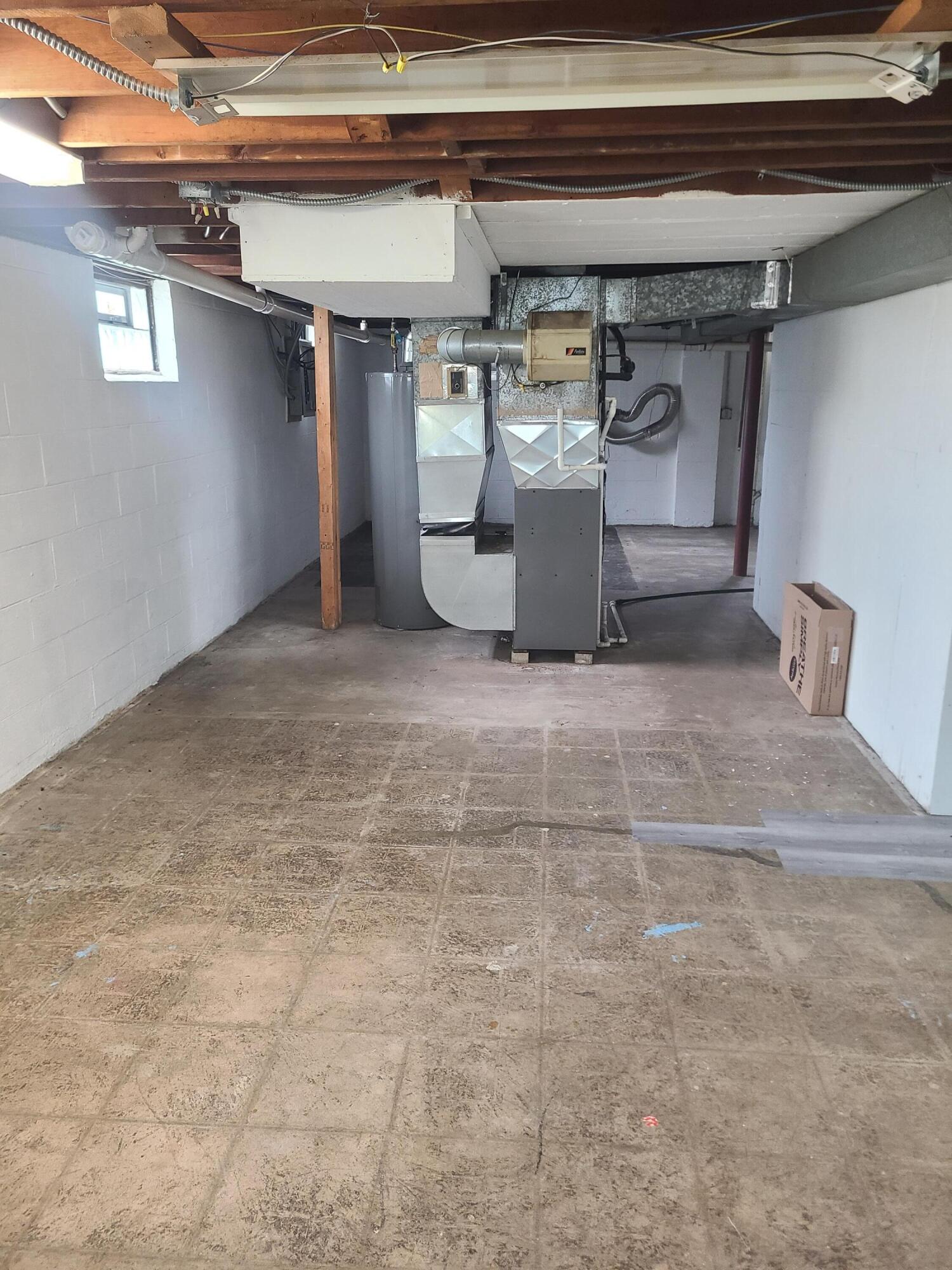 306 N Arbogast Street, Griffith, IN 46319; Image #20