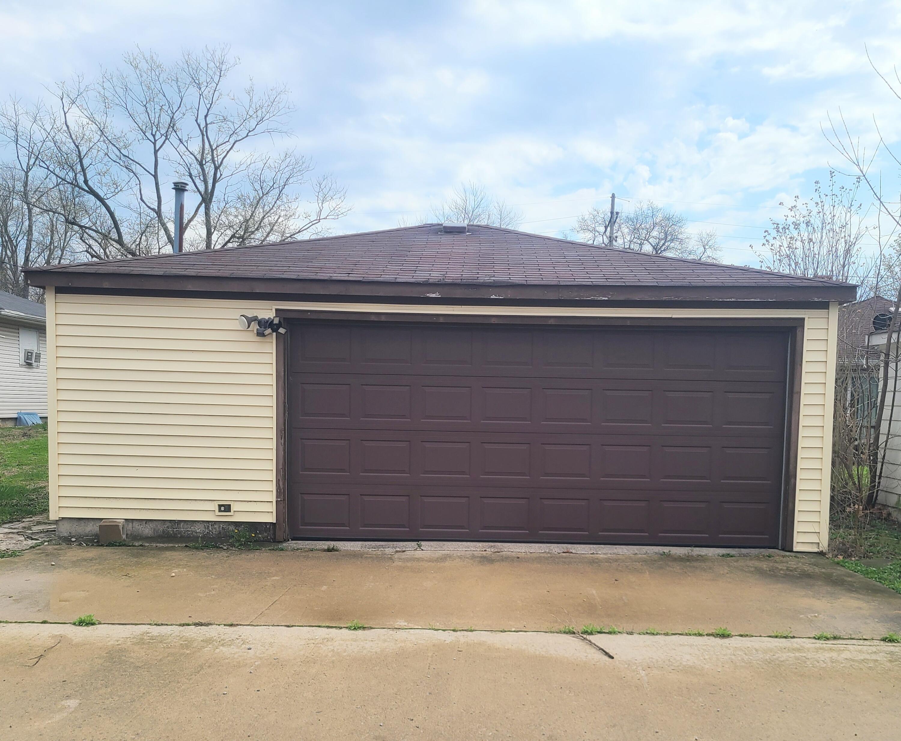 306 N Arbogast Street, Griffith, IN 46319; Image #26