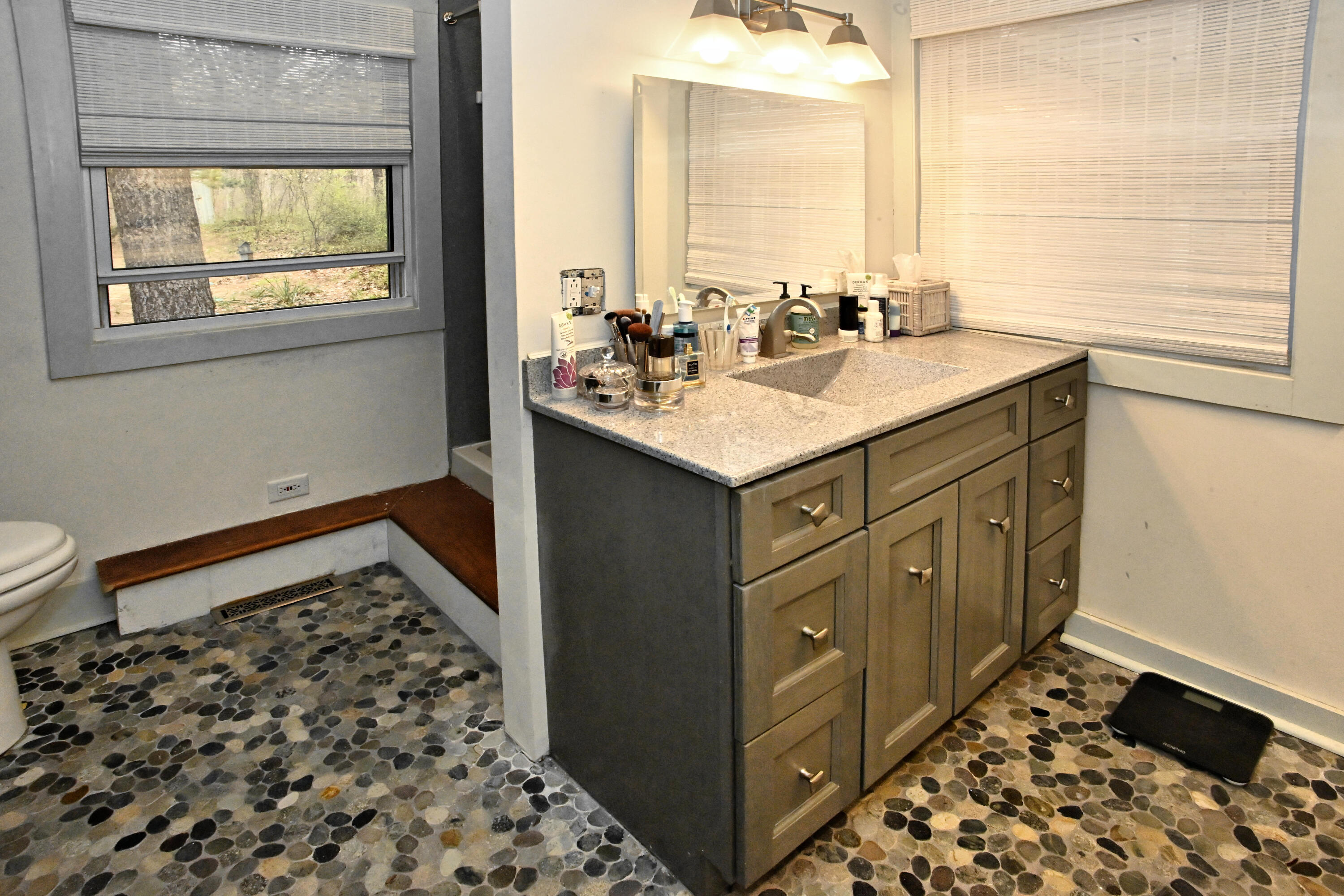 31 S Lake Shore County Road, Beverly Shores, IN 46301; Image #20