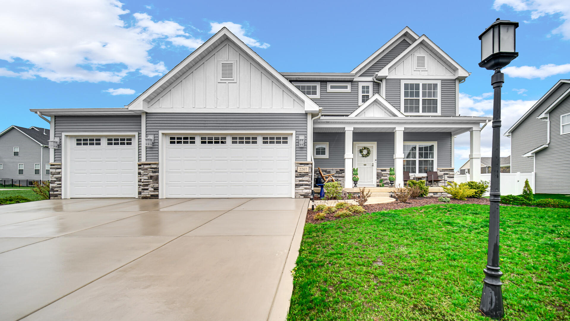 2207 Mary Lane, Valparaiso, IN 46383; Image #2