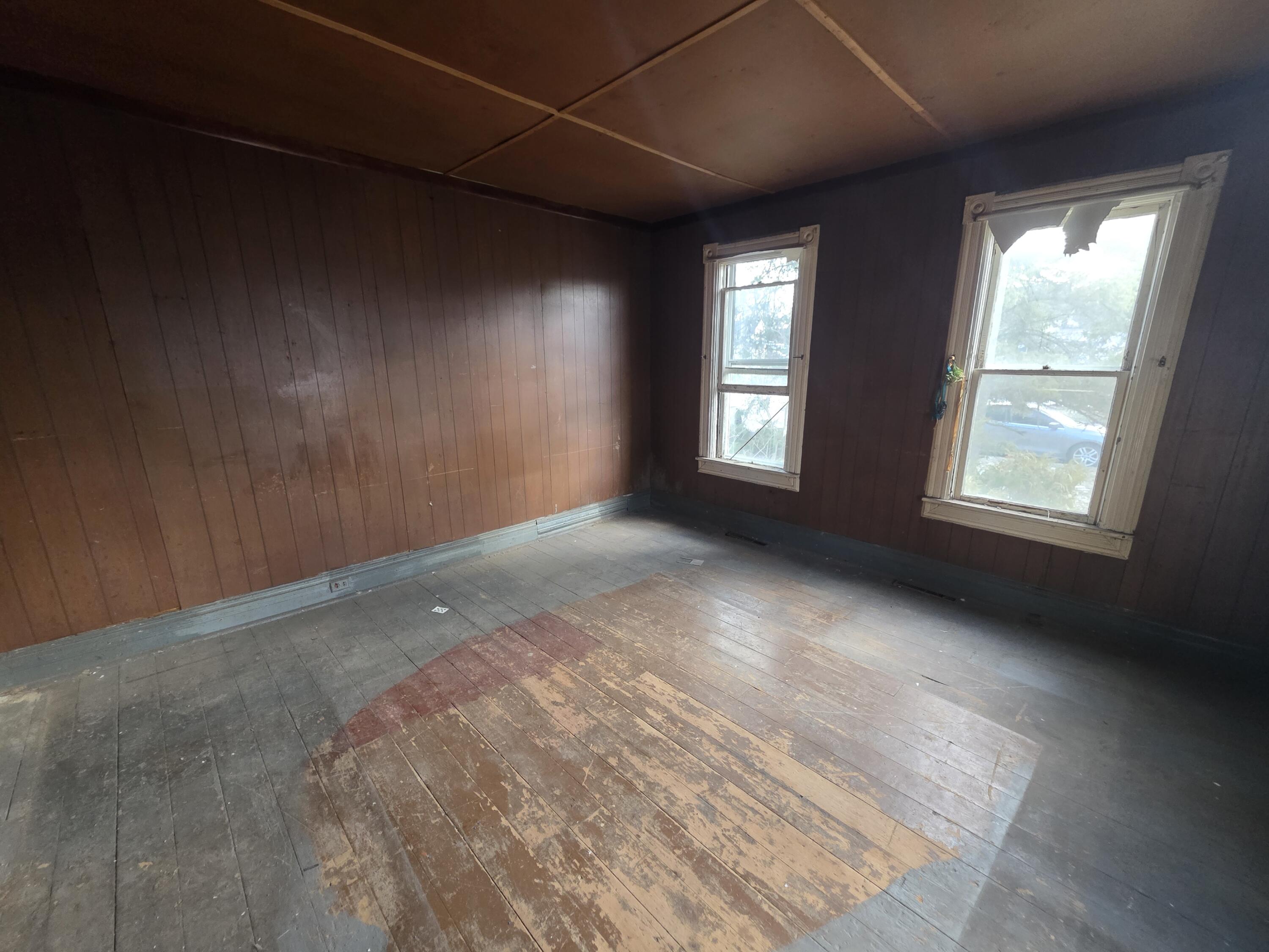 219 Grant Avenue, Michigan City, IN 46360; Image #3