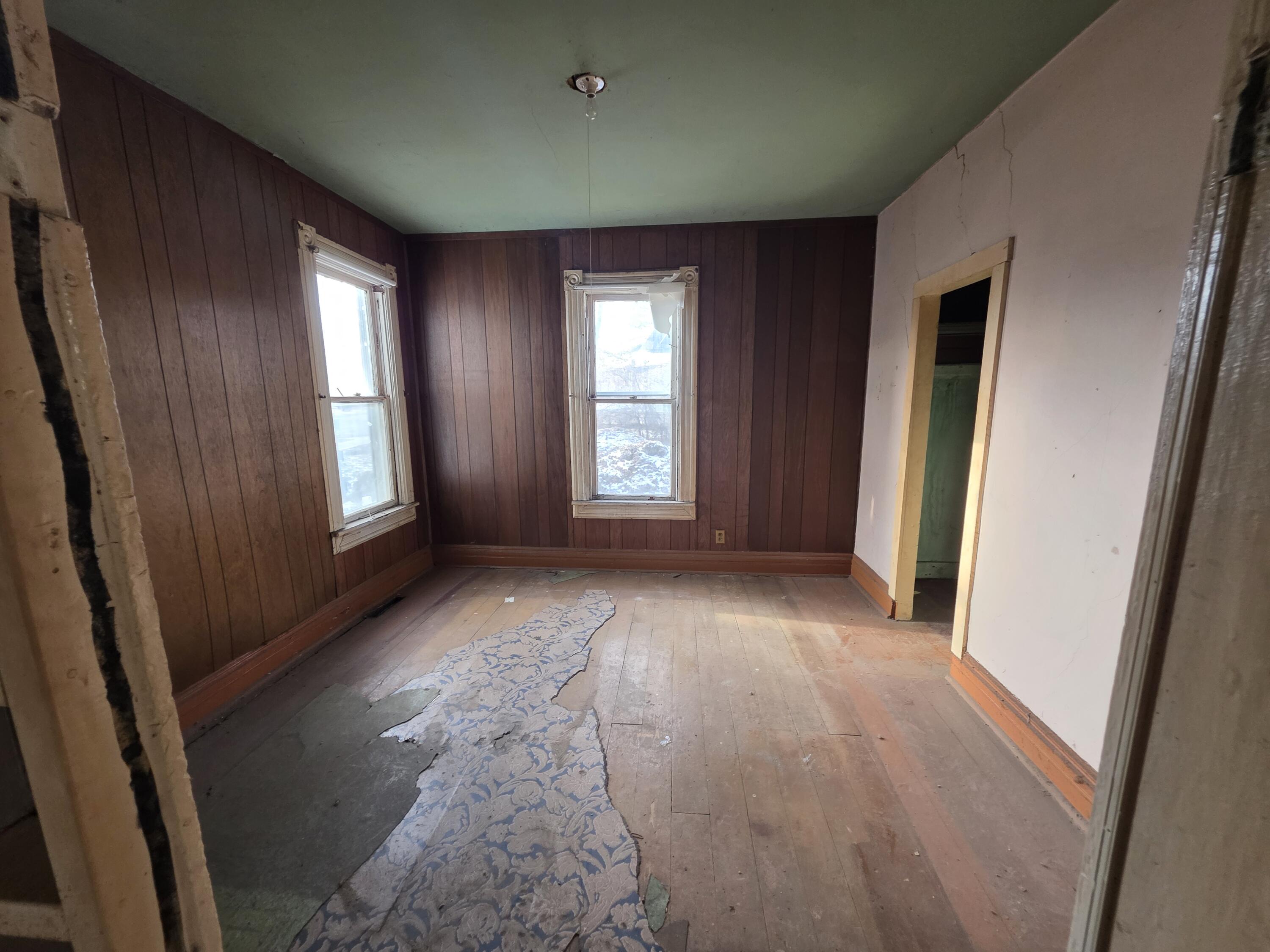 219 Grant Avenue, Michigan City, IN 46360; Image #5