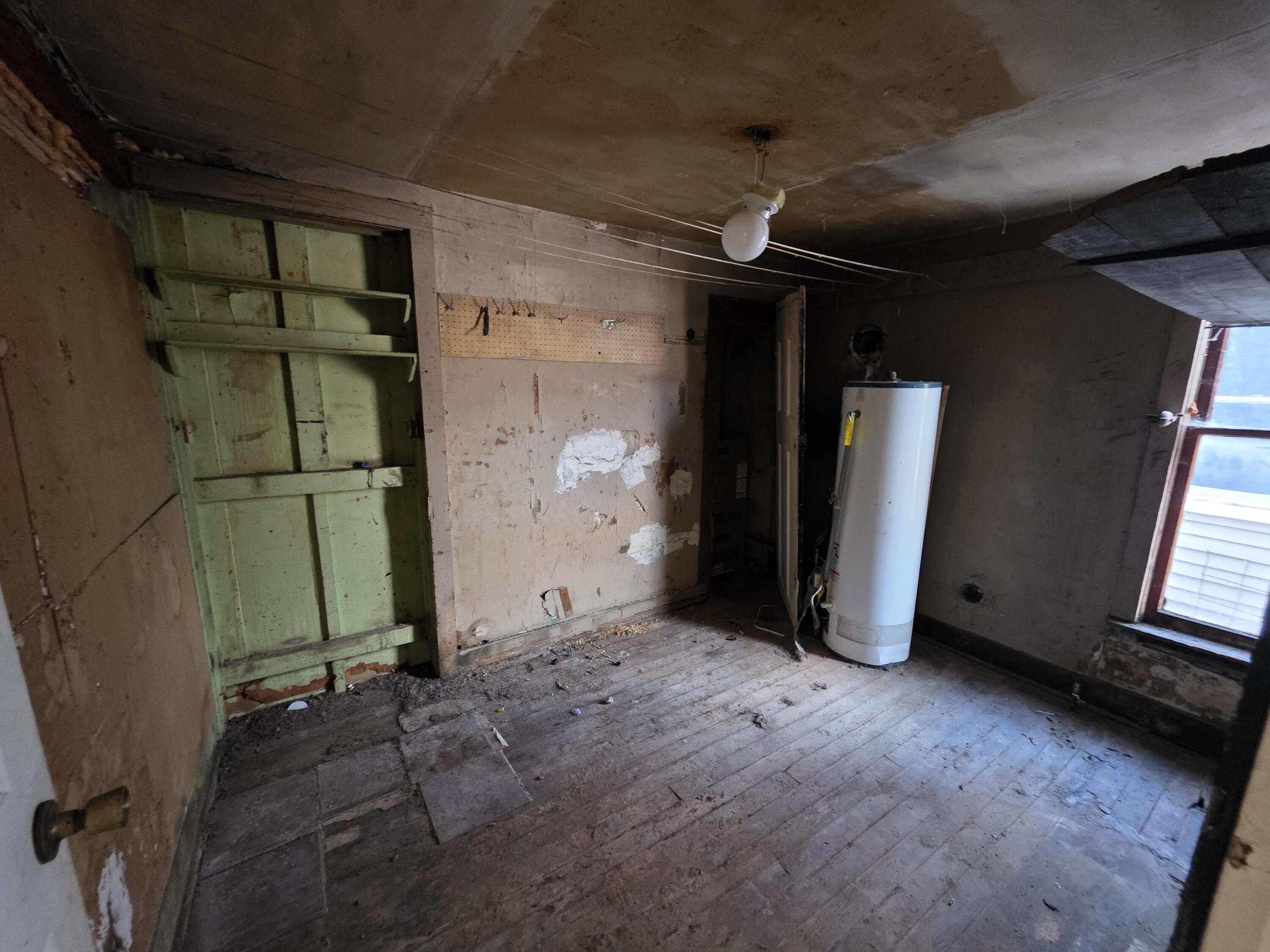 1217 W 10th Street, Michigan City, IN 46360; Image #11