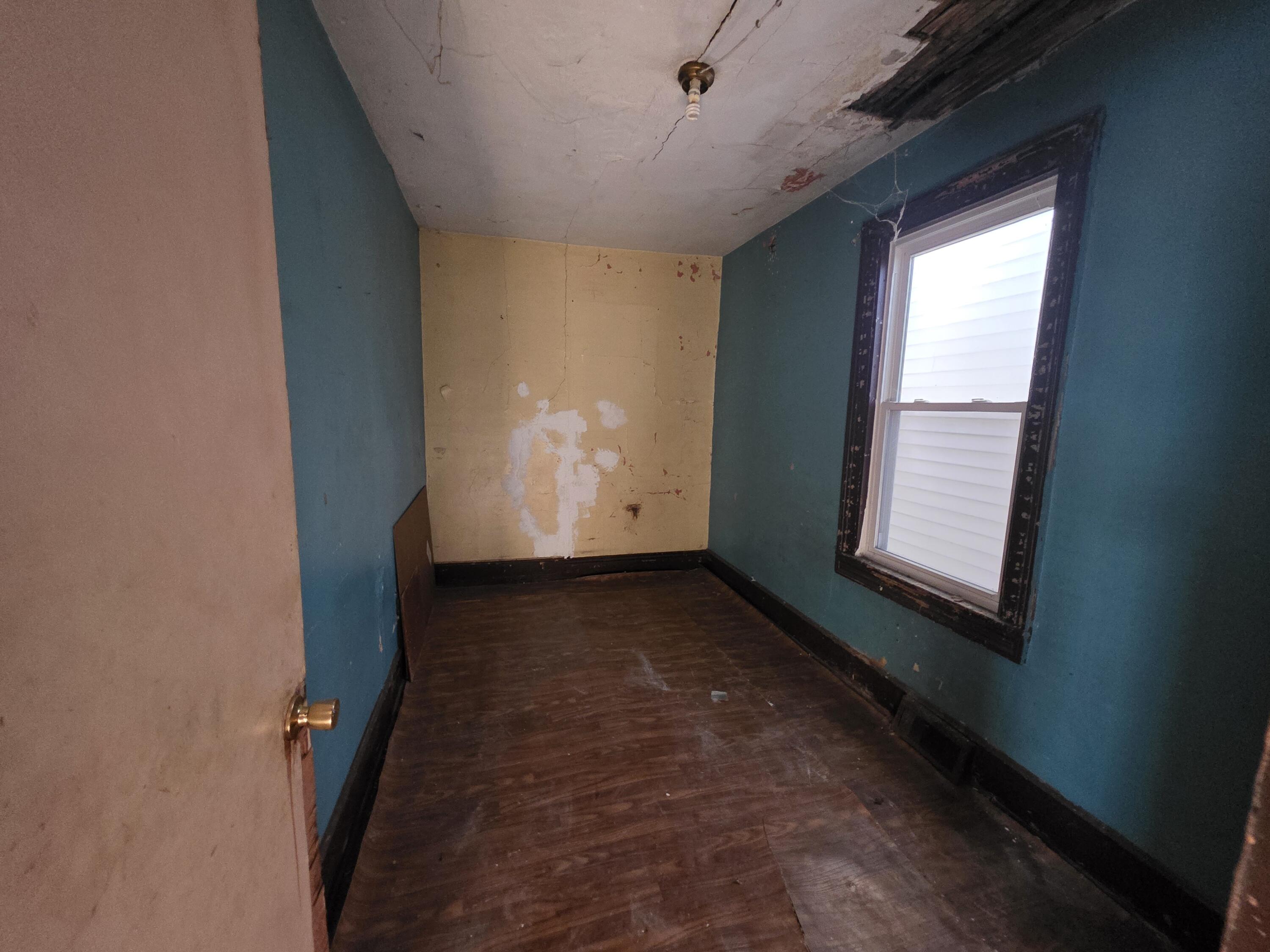 1217 W 10th Street, Michigan City, IN 46360; Image #6