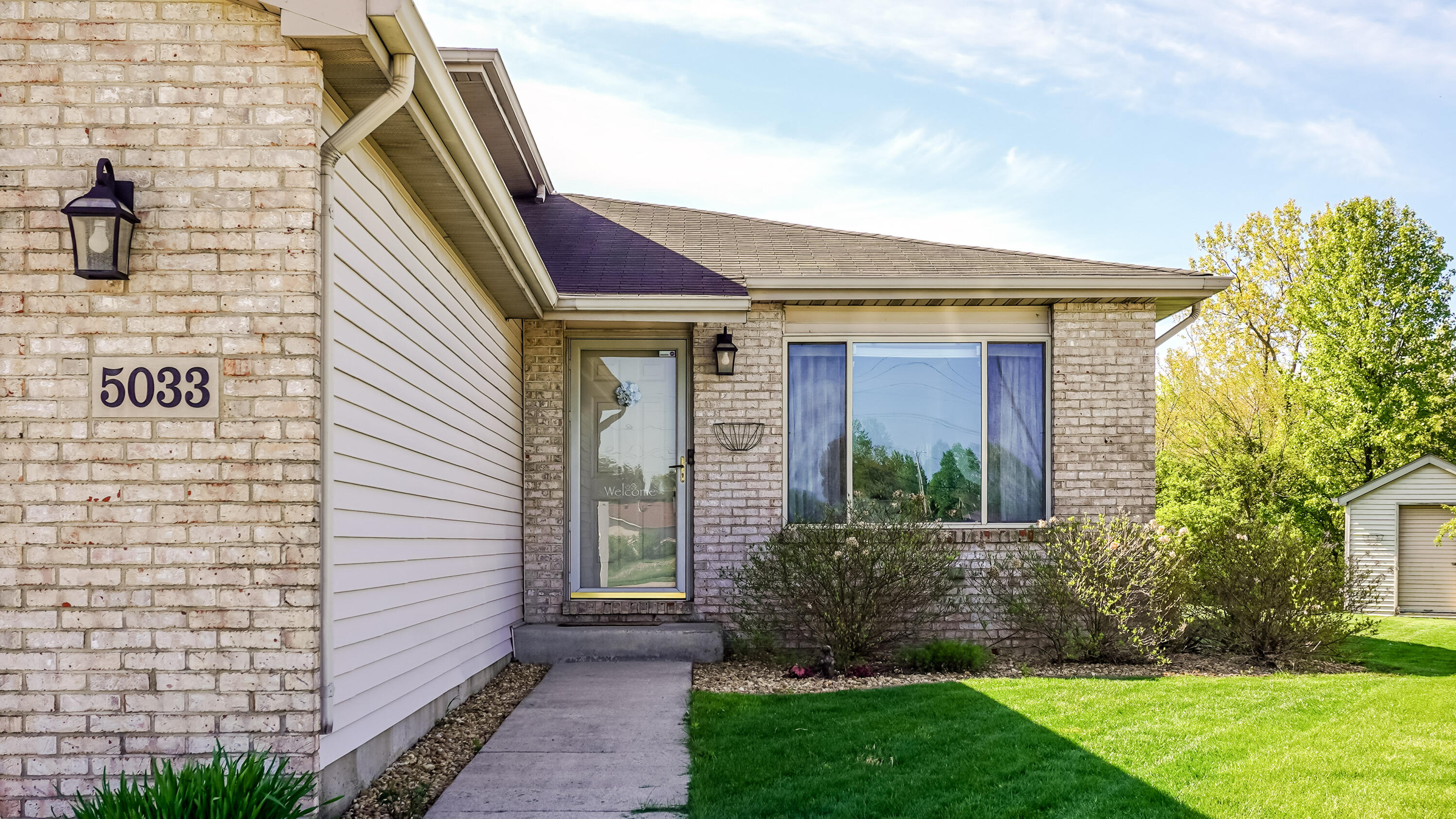 5033 W 92nd Avenue, Crown Point, IN 46307; Image #2