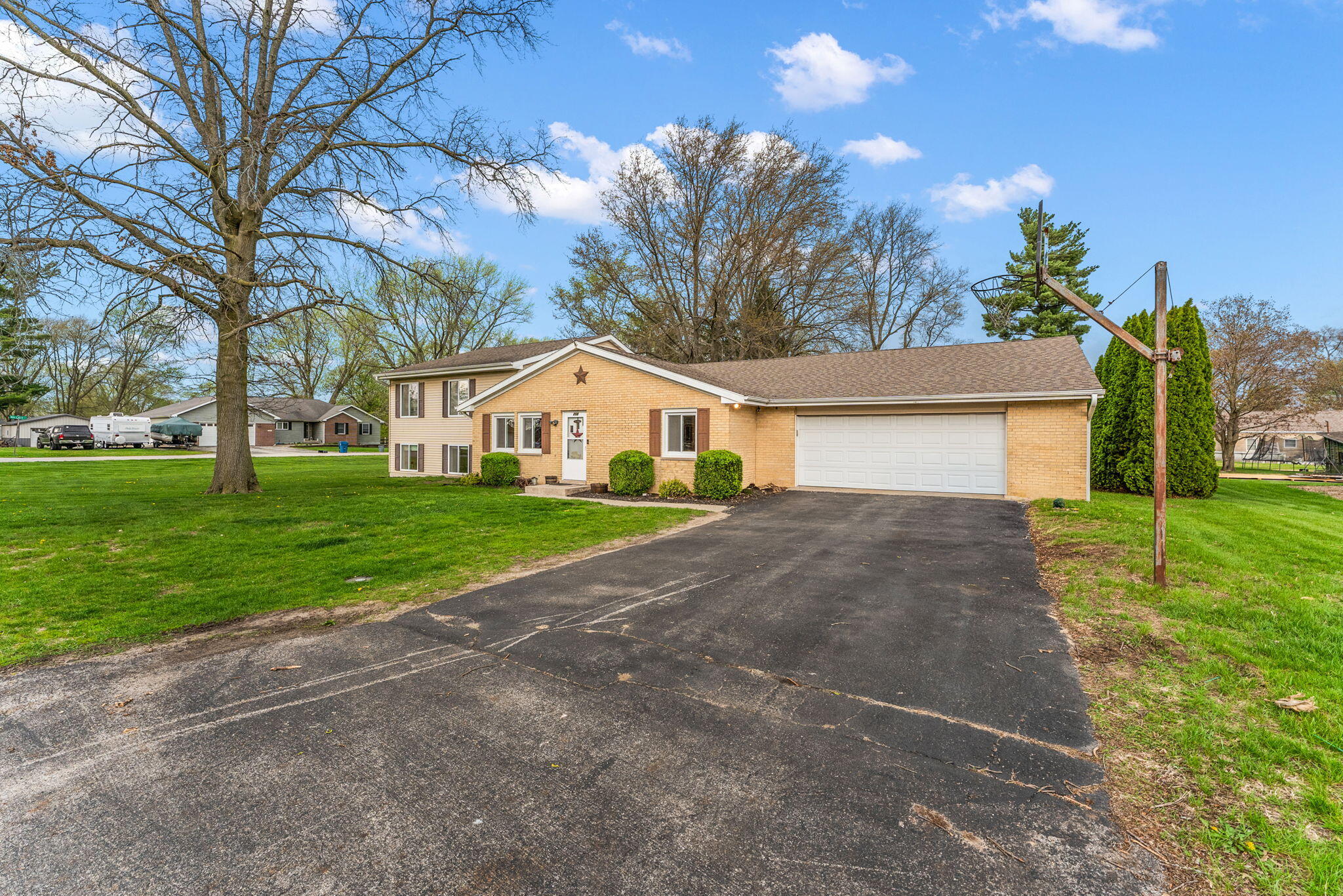 208 W Stevenson Street, Morocco, IN 47963; Image #3