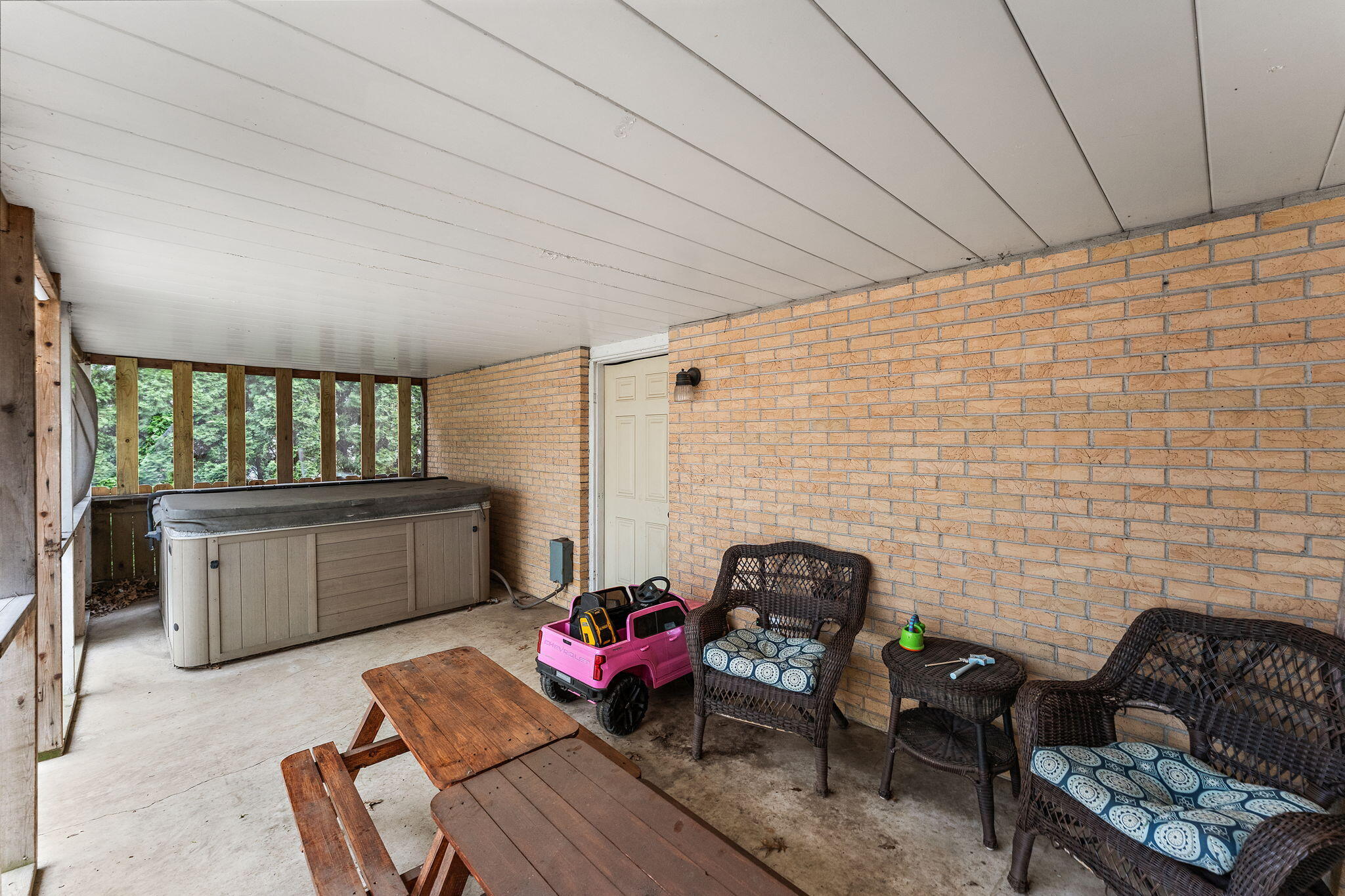 208 W Stevenson Street, Morocco, IN 47963; Image #8