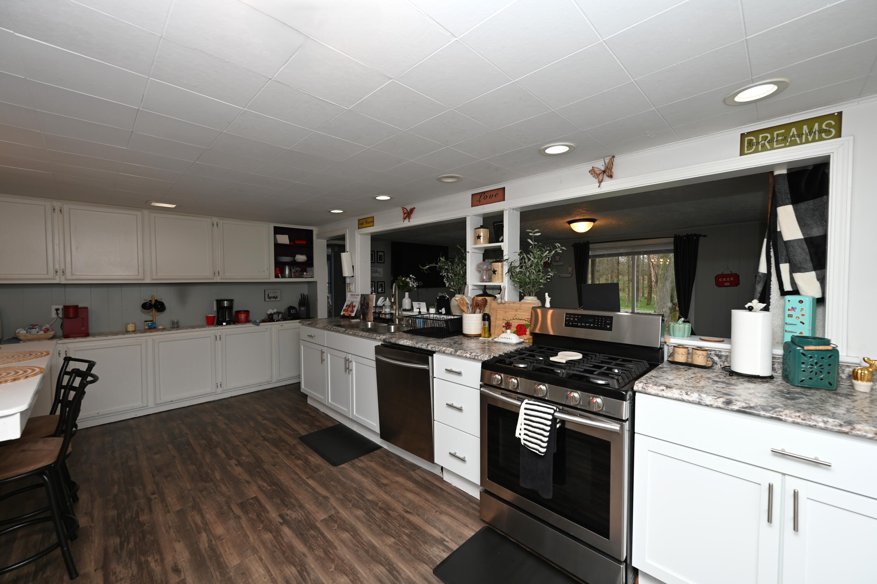 15477 W 160 N, Medaryville, IN 47957; Image #8