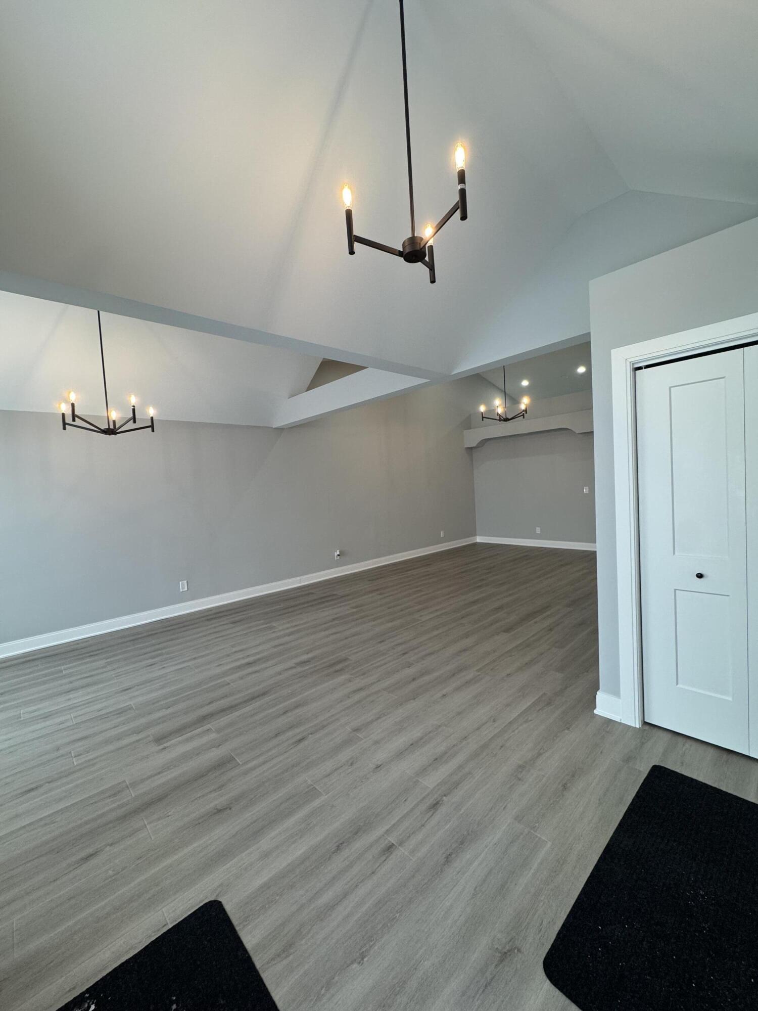 7718 E 108th Avenue, Winfield, IN 46307; Image #2