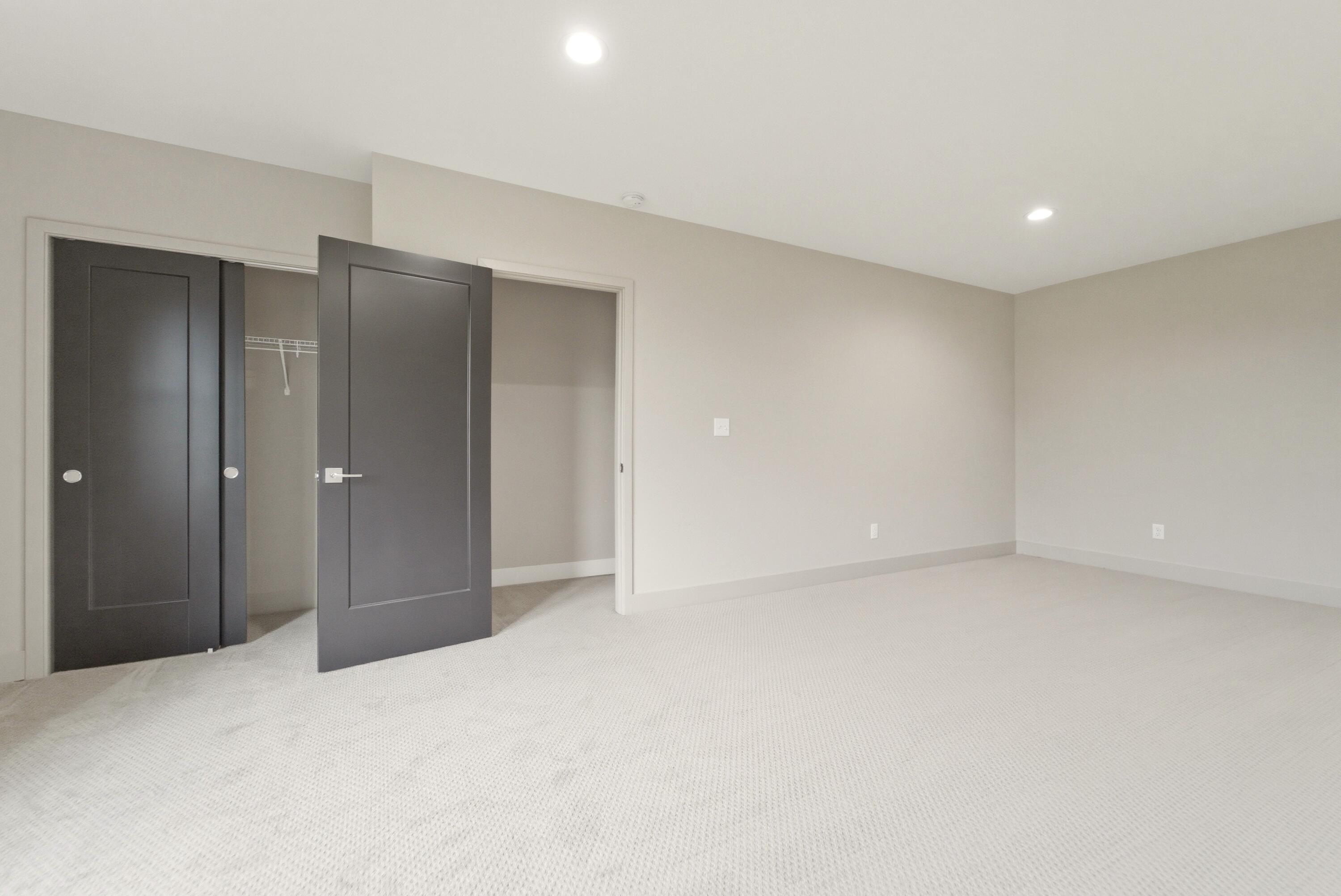 331 Cherry Hill Street, Valparaiso, IN 46385; Image #25
