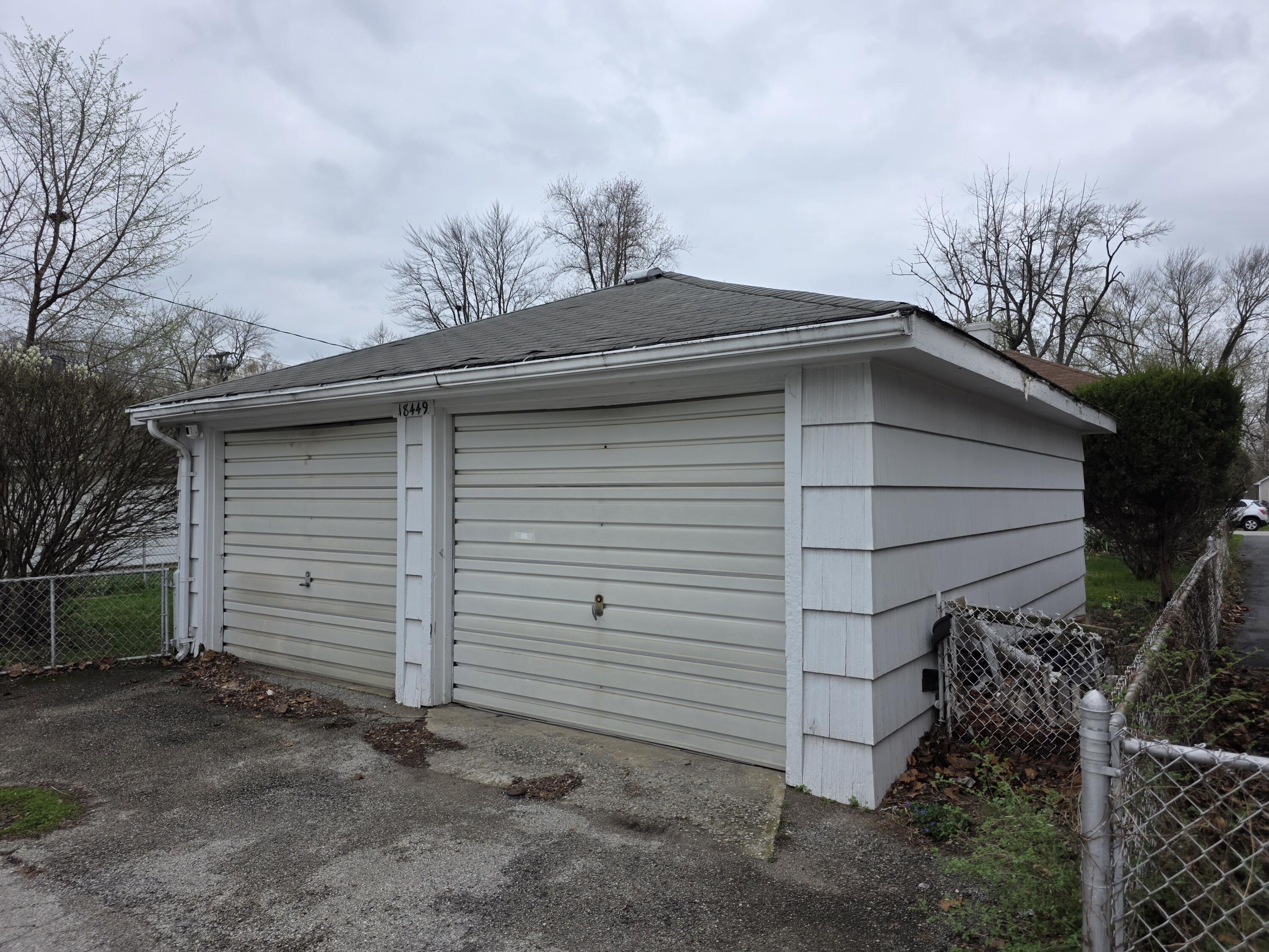 18449 Ridgewood Avenue, Lansing, IL 60438; Image #4