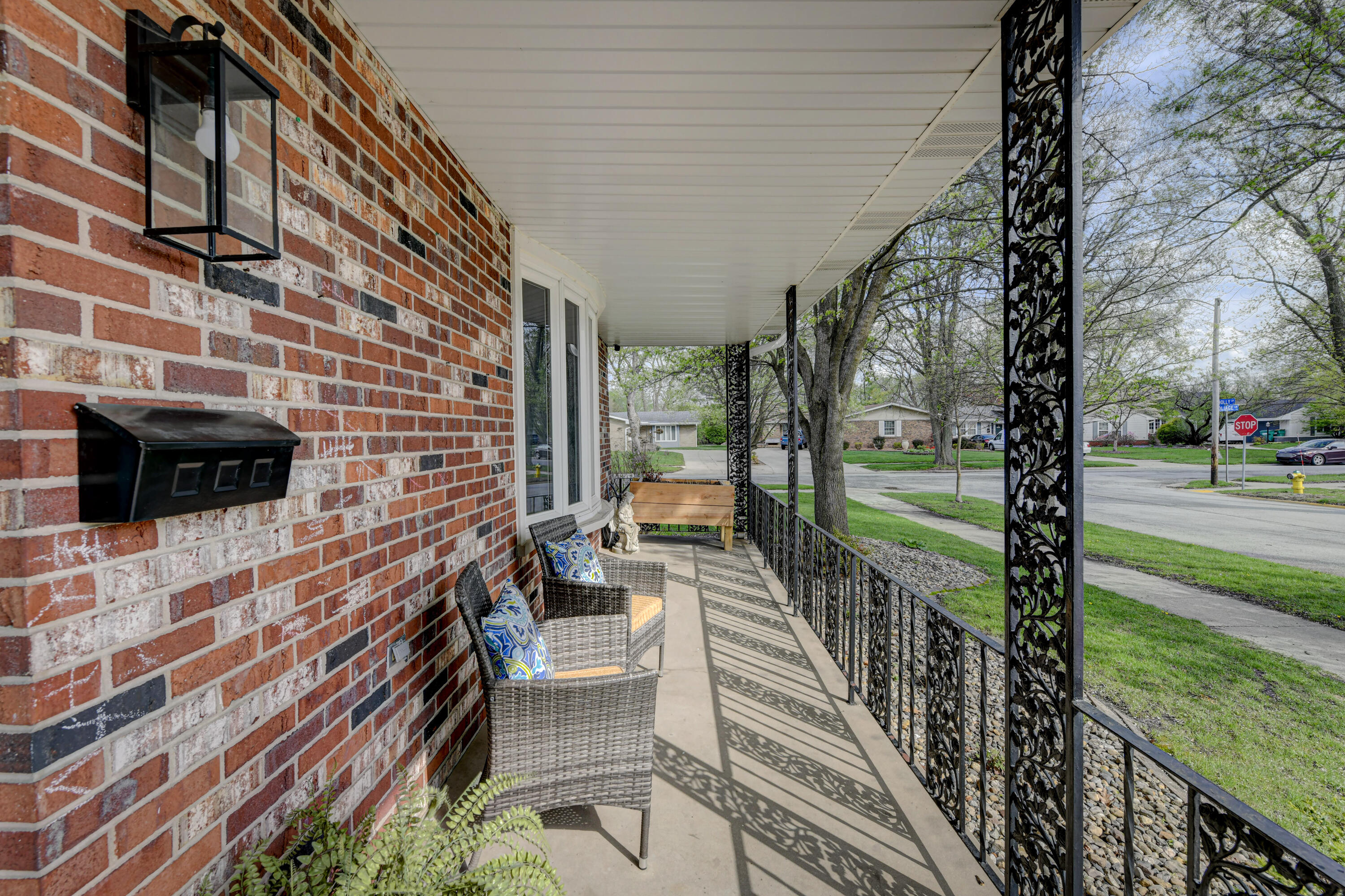 1637 Holly Lane, Munster, IN 46321; Image #2