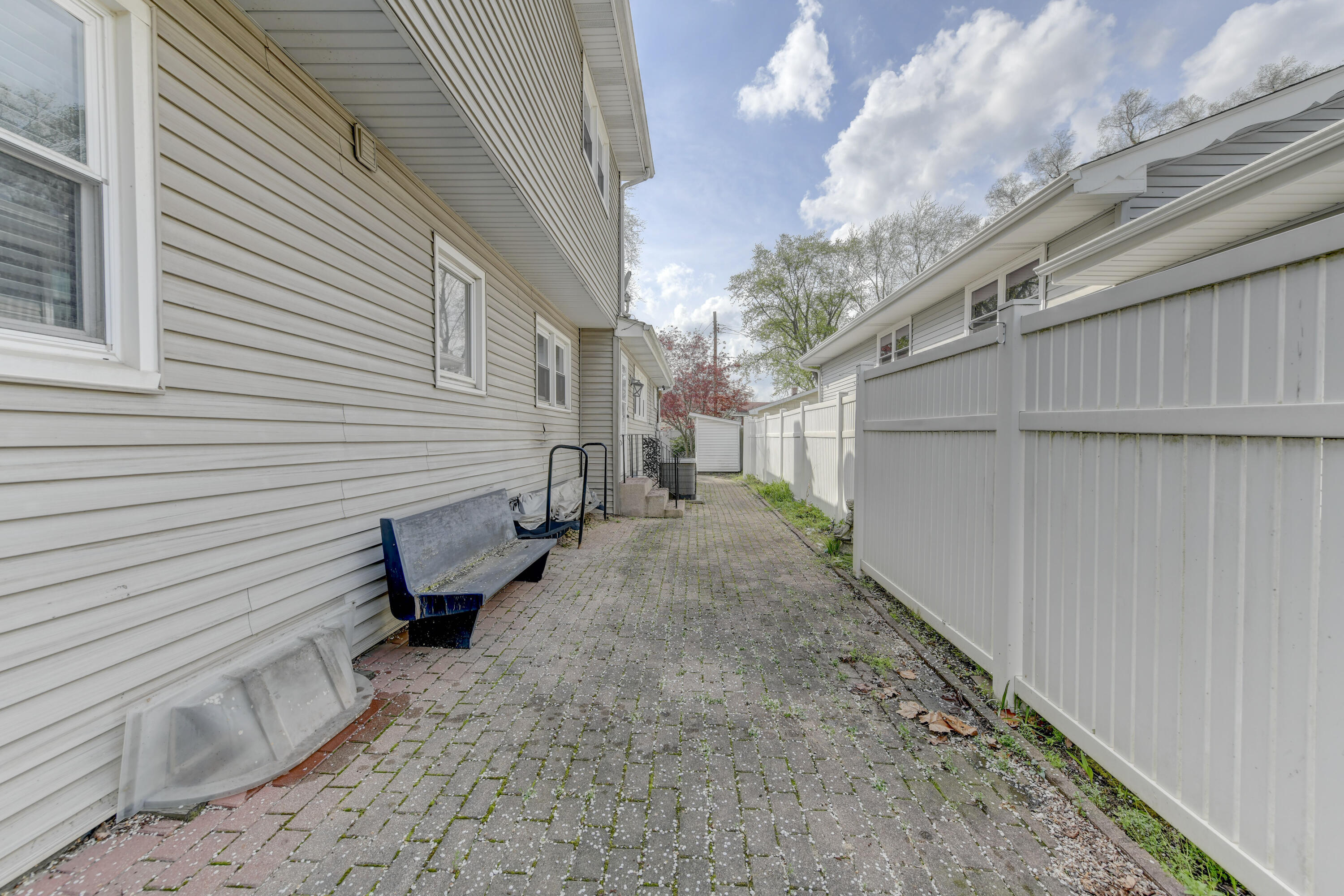 1637 Holly Lane, Munster, IN 46321; Image #21