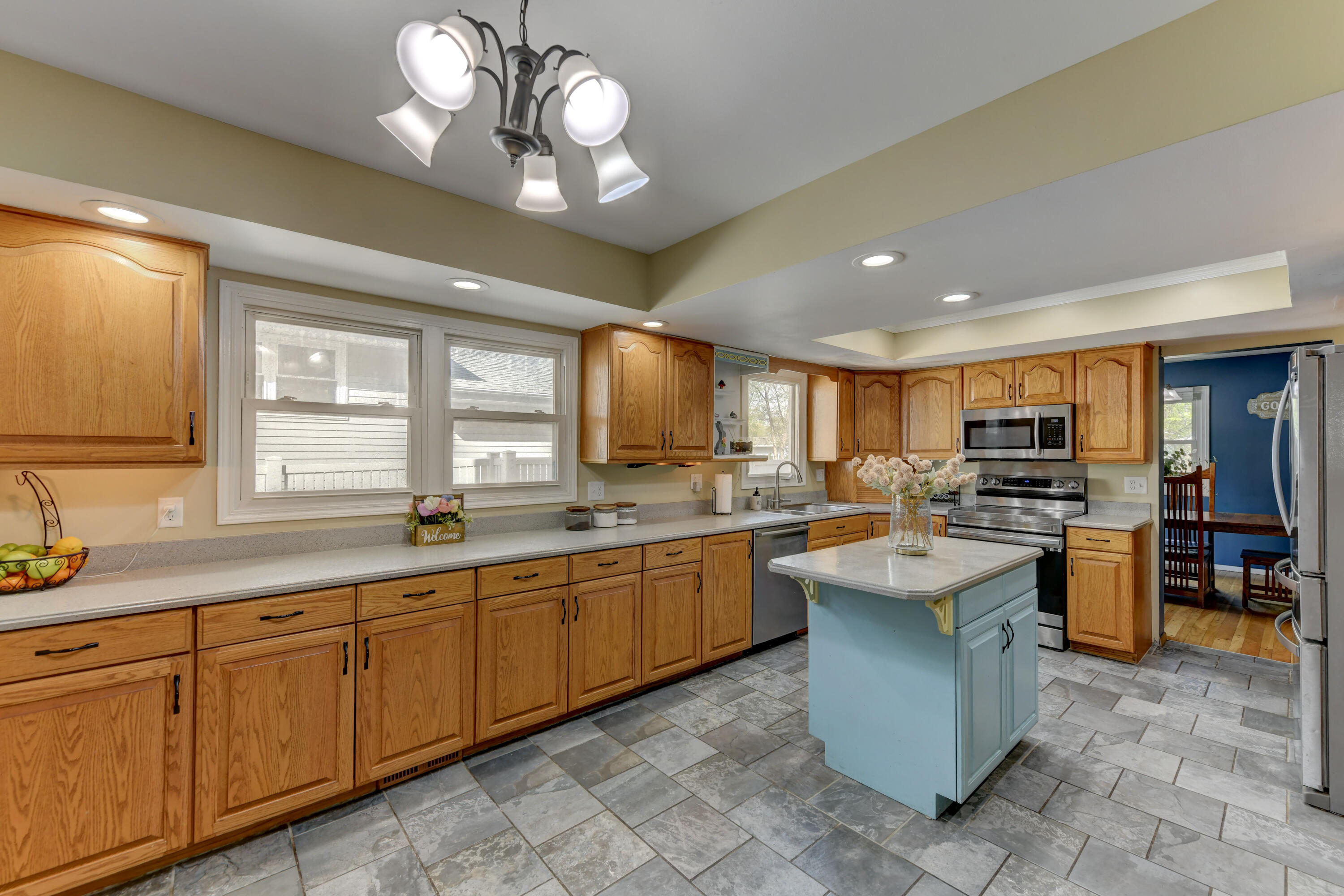 1637 Holly Lane, Munster, IN 46321; Image #25