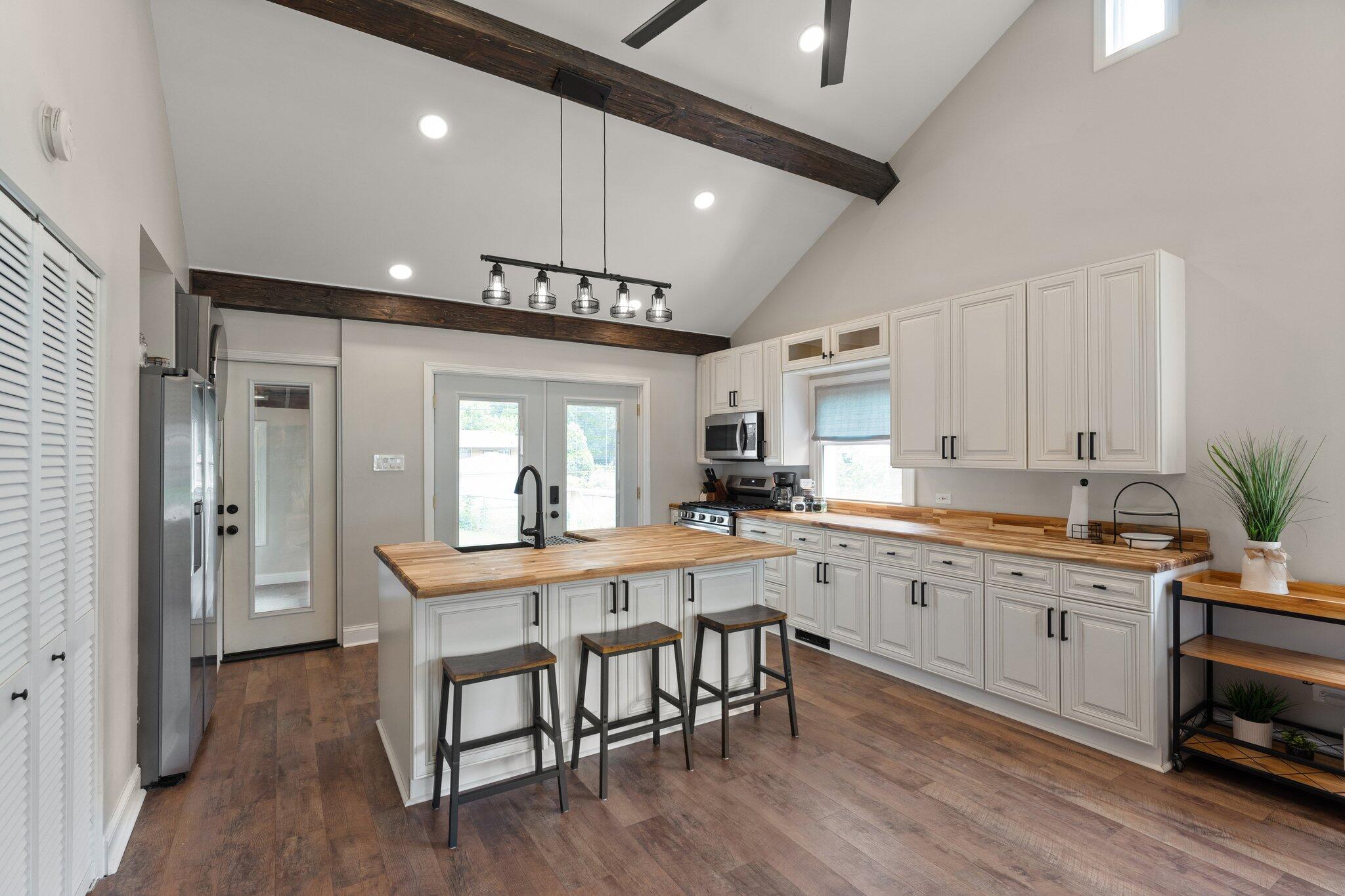 355 S Howard Street, Gary, IN 46403; Image #3