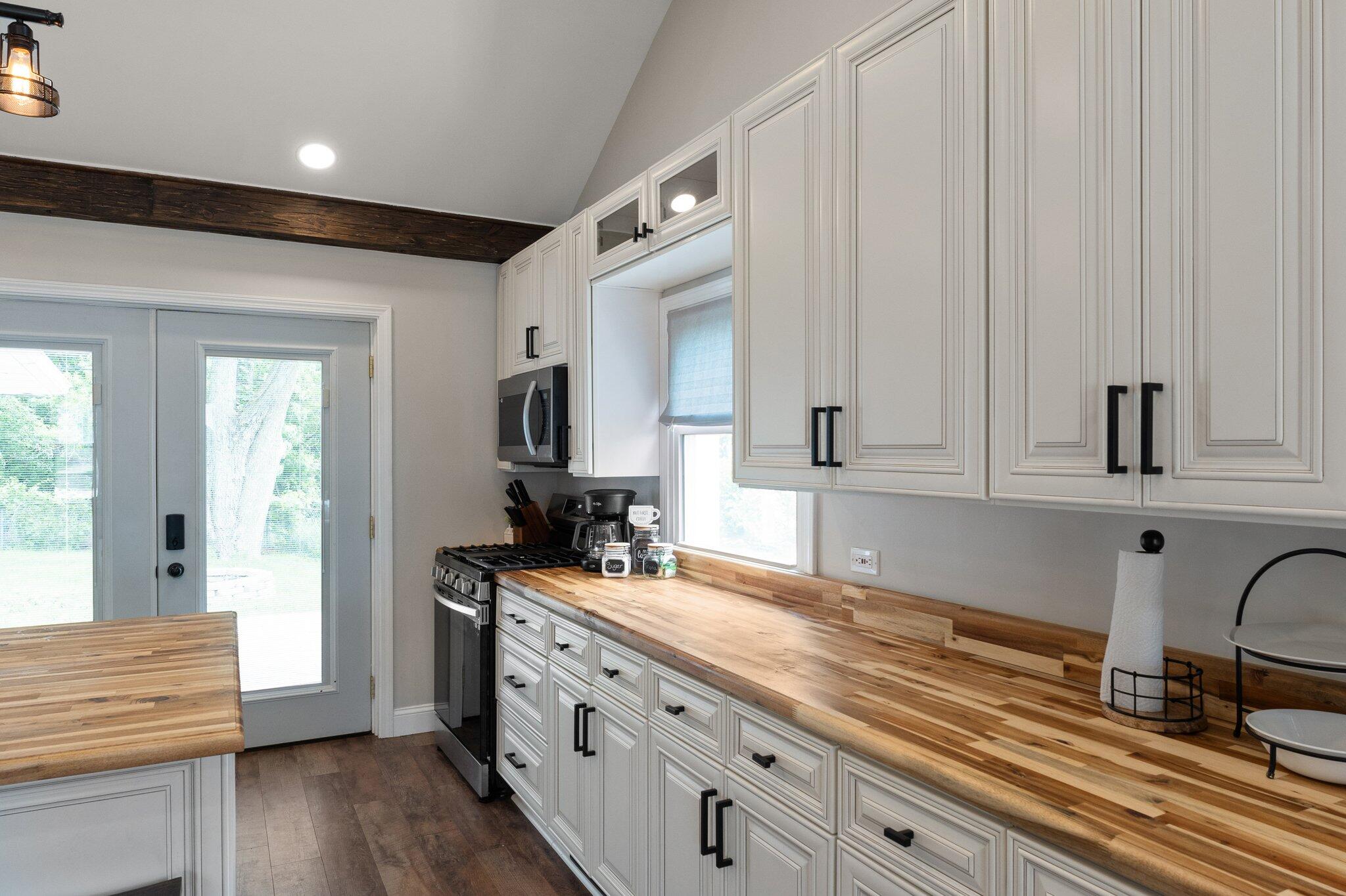 355 S Howard Street, Gary, IN 46403; Image #4
