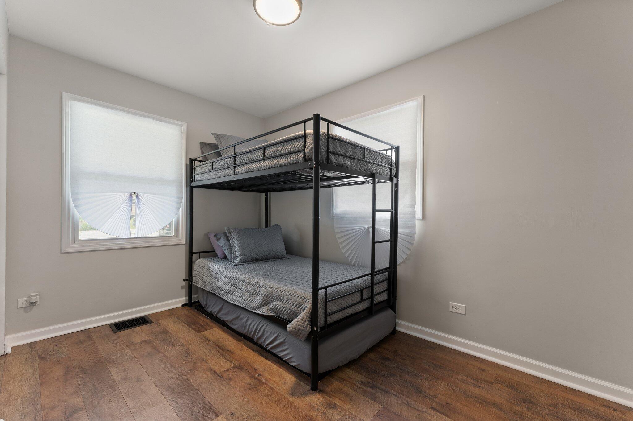 355 S Howard Street, Gary, IN 46403; Image #9