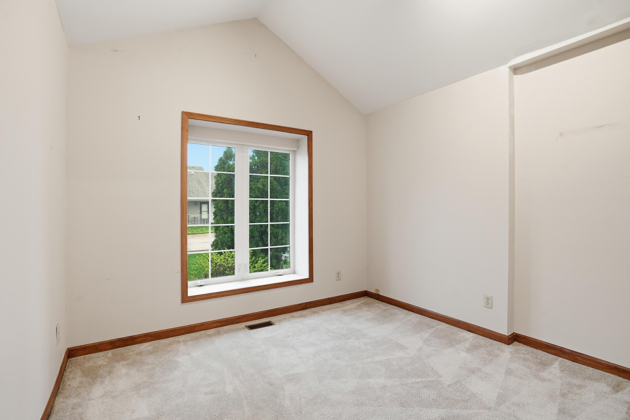 2410 Primrose Drive, Valparaiso, IN 46383; Image #14