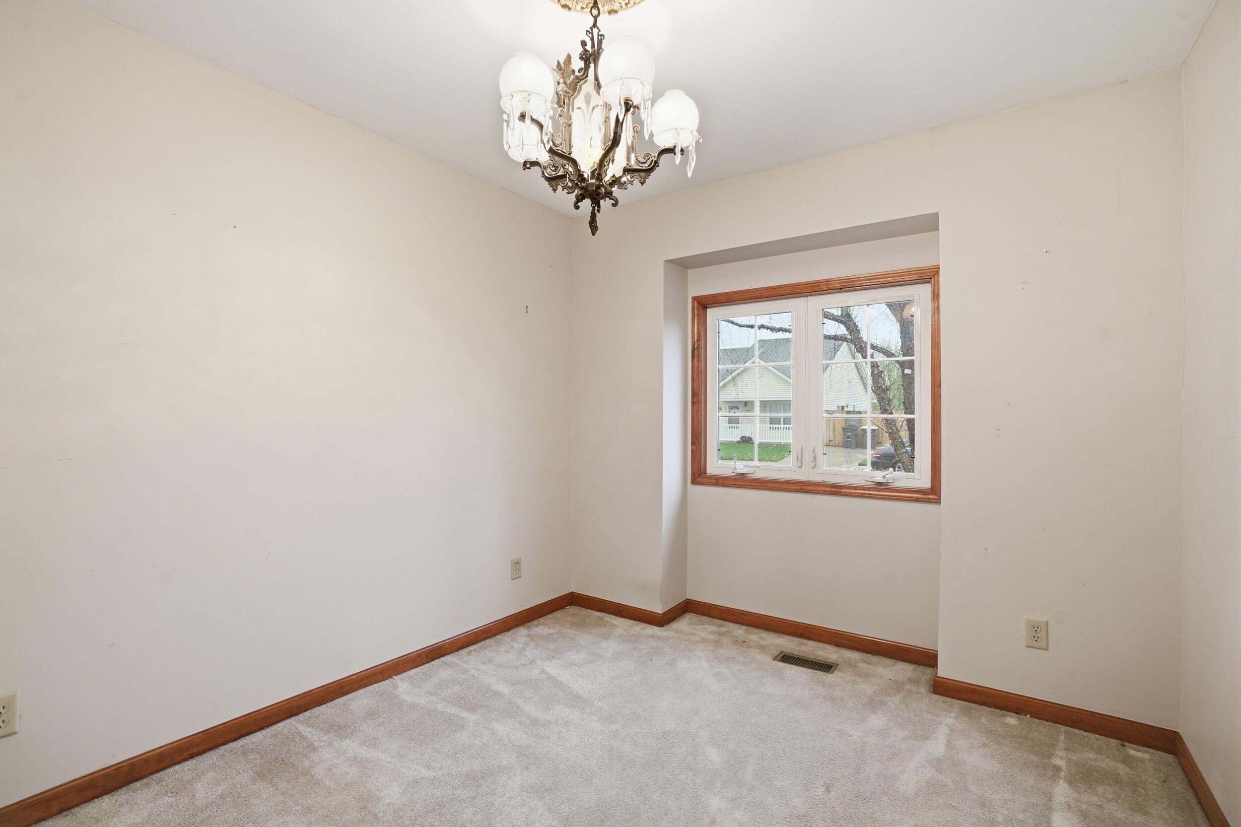 2410 Primrose Drive, Valparaiso, IN 46383; Image #15