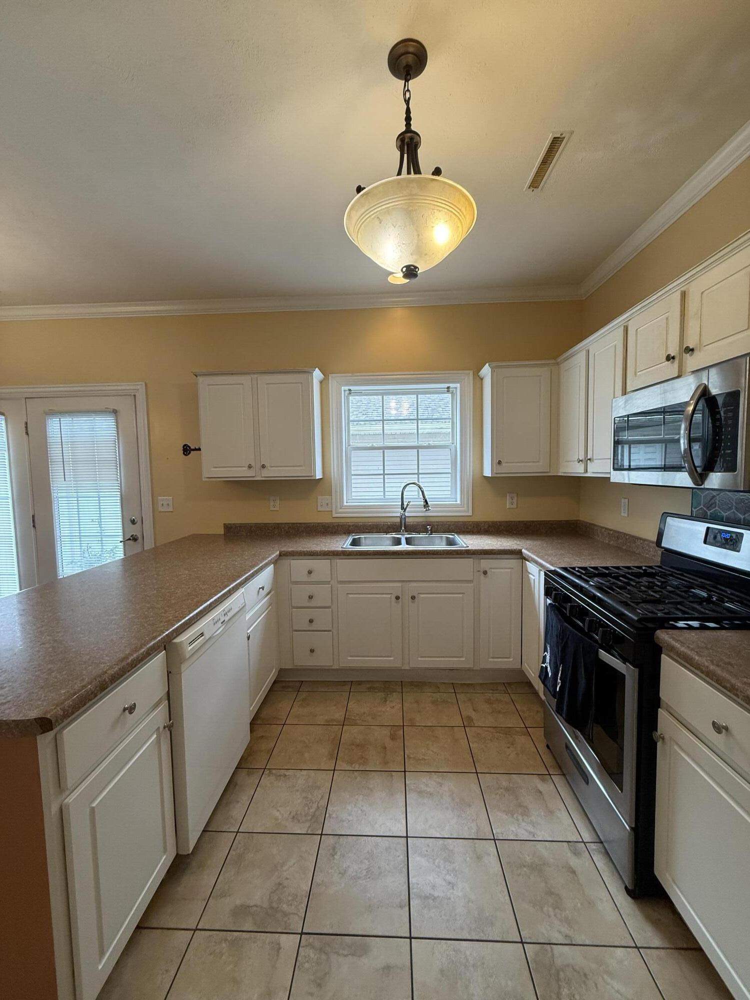 6025 Lexington Avenue, Portage, IN 46368; Image #5