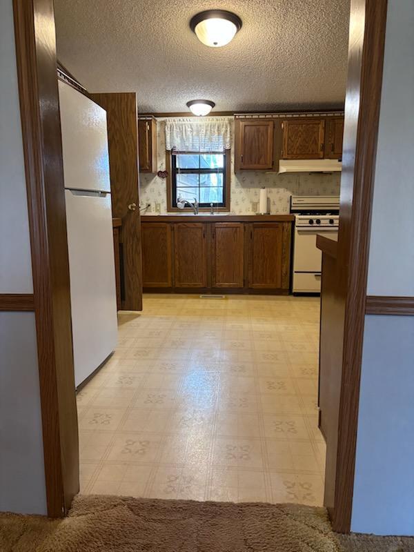 1985 N Pioneer Road, La Porte, IN 46350; Image #14