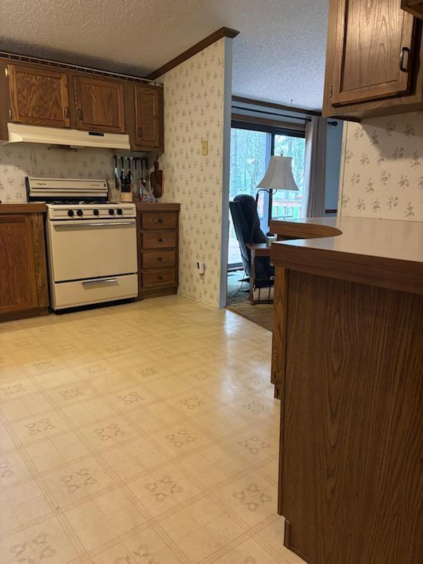 1985 N Pioneer Road, La Porte, IN 46350; Image #15