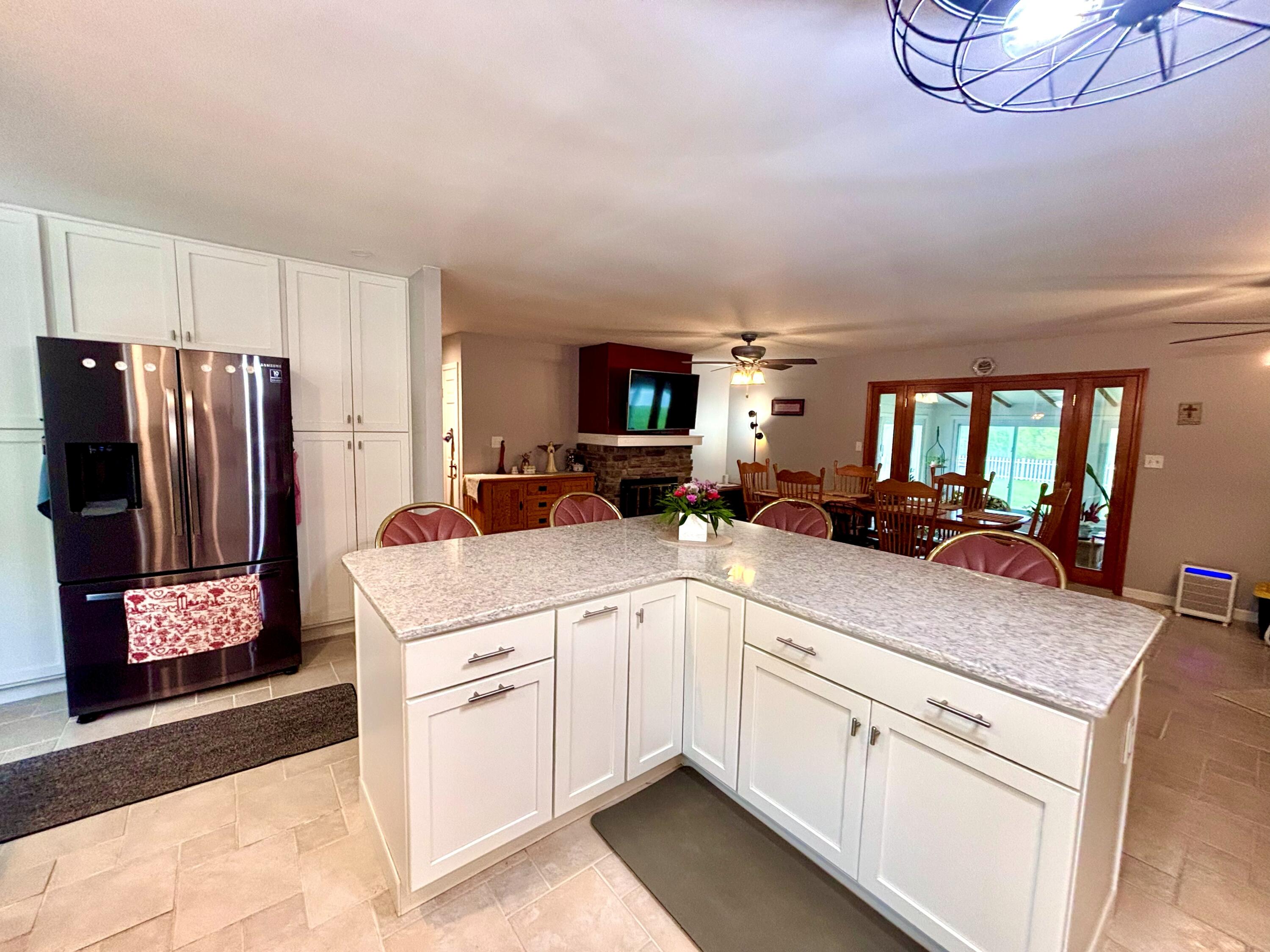 277 E 500 N, Valparaiso, IN 46383; Image #16
