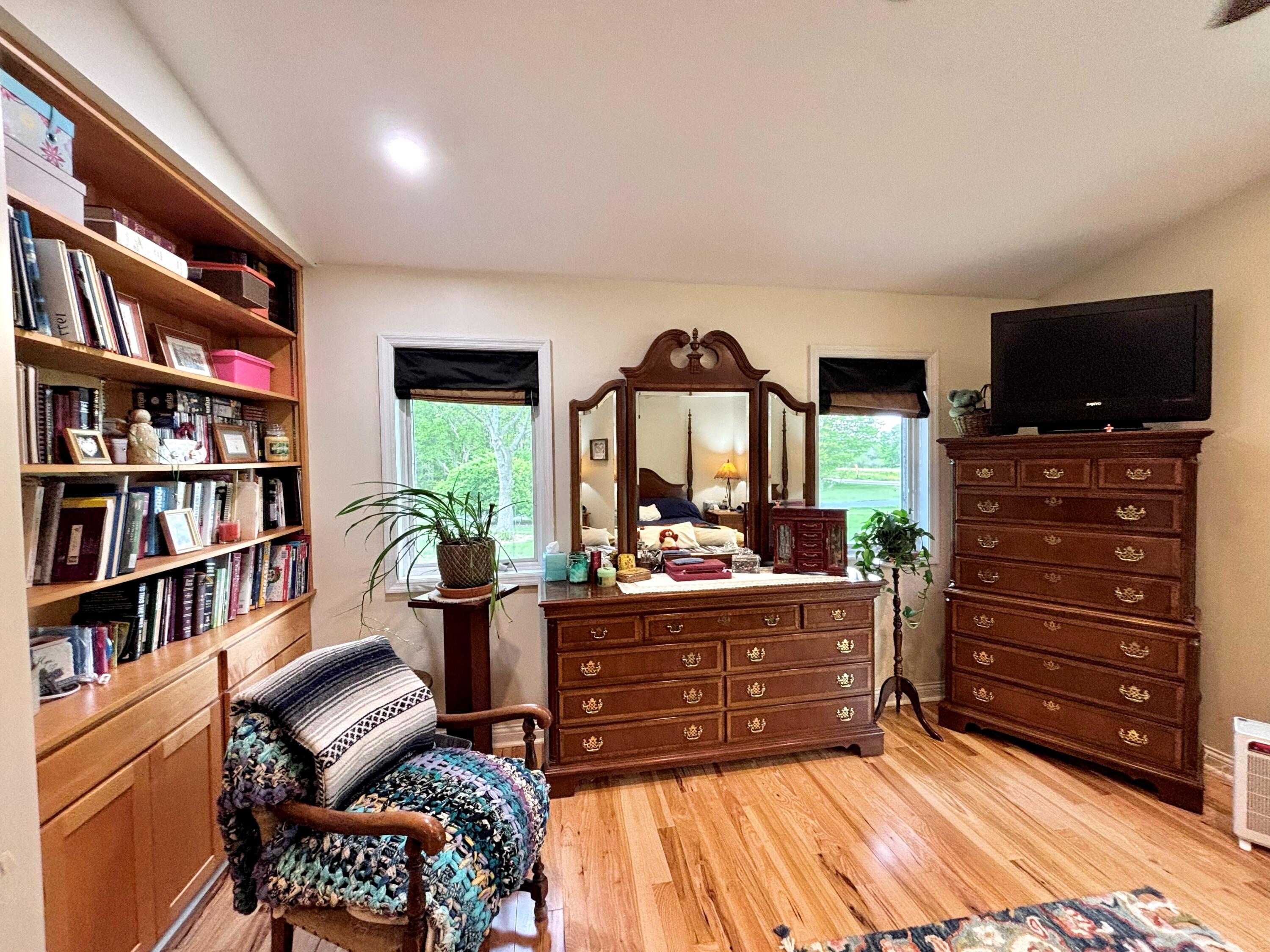 277 E 500 N, Valparaiso, IN 46383; Image #33