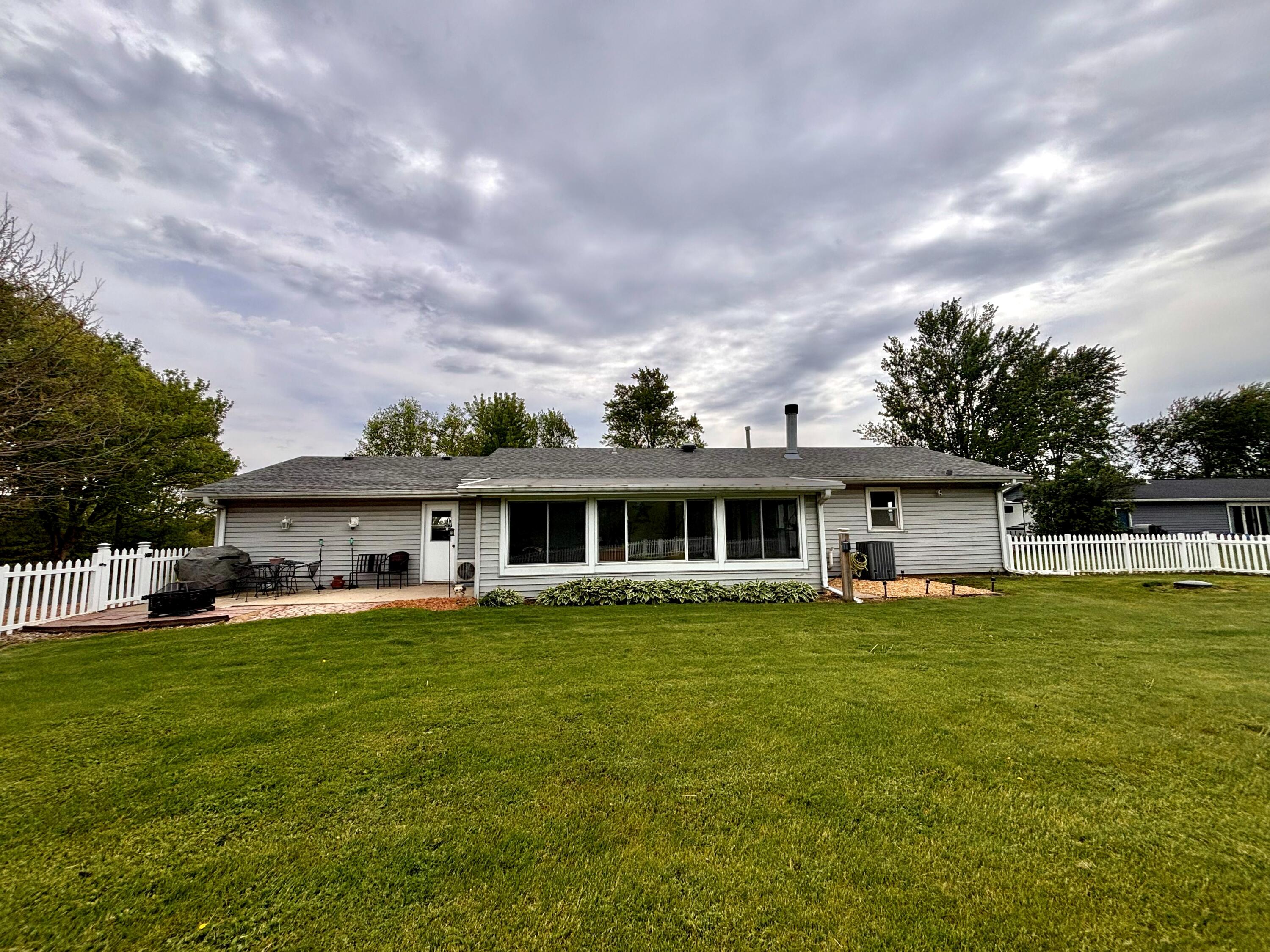 277 E 500 N, Valparaiso, IN 46383; Image #50