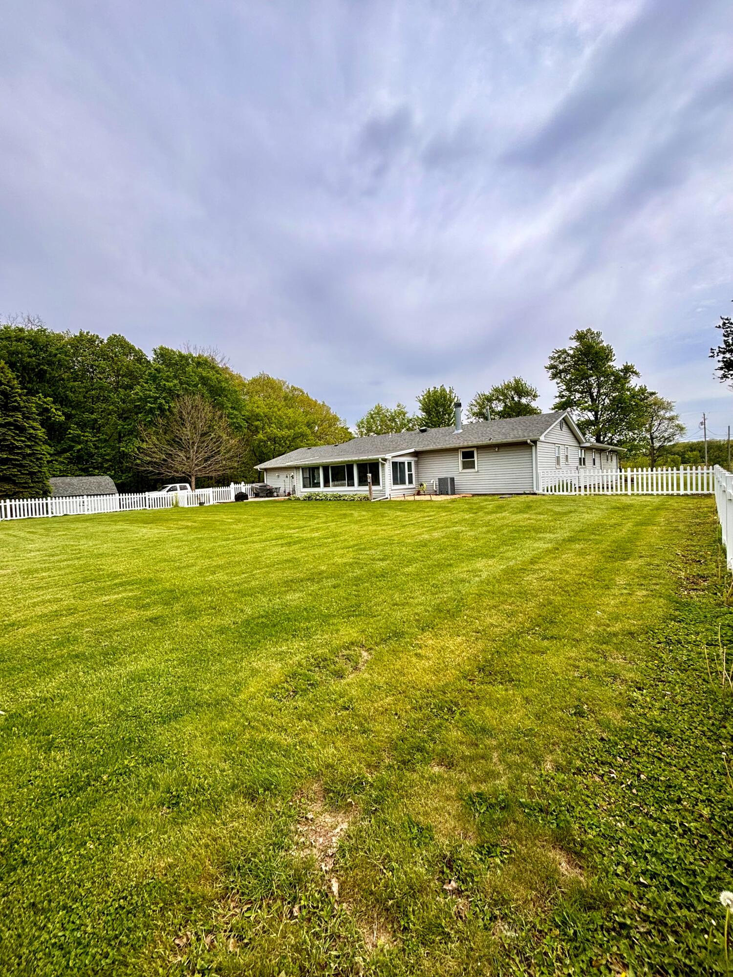 277 E 500 N, Valparaiso, IN 46383; Image #56