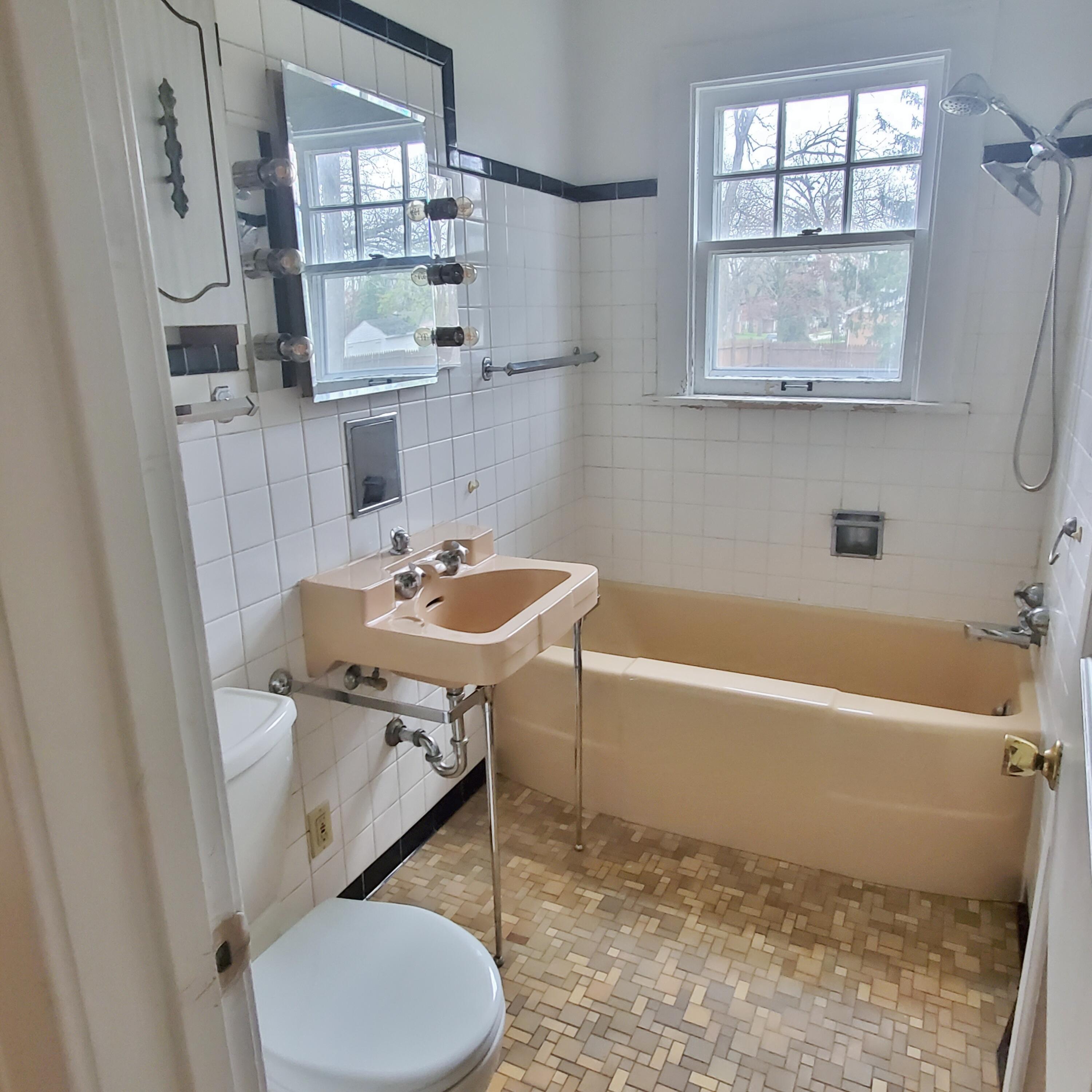 606 Hobart Street, Michigan City, IN 46360; Image #21