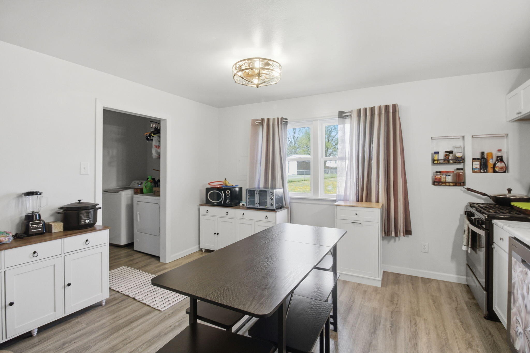 411 Portland Road, Valparaiso, IN 46385; Image #4