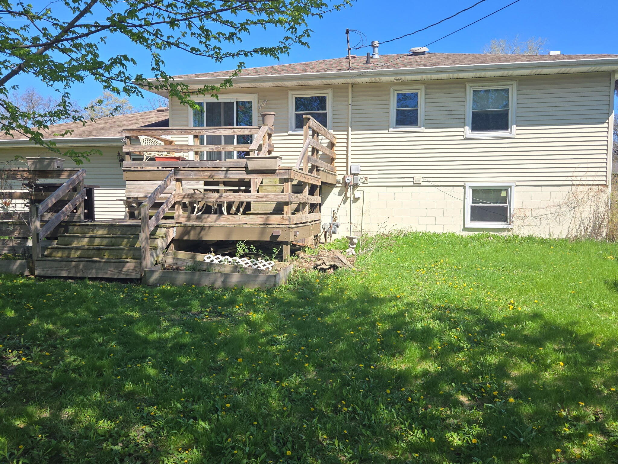 2931 Crabapple Lane, Hobart, IN 46342; Image #2