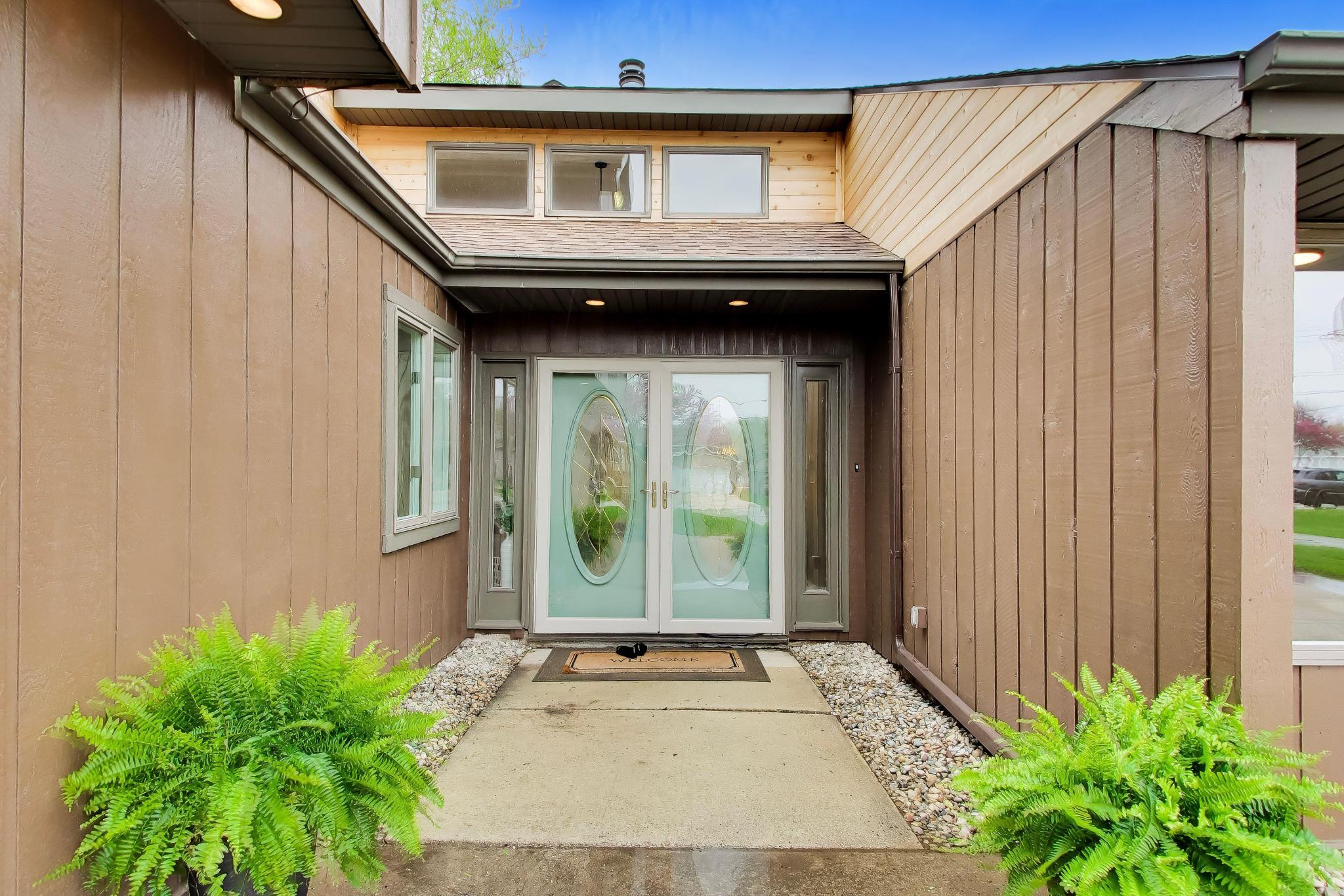 9831 Erie Street, Highland, IN 46322; Image #2