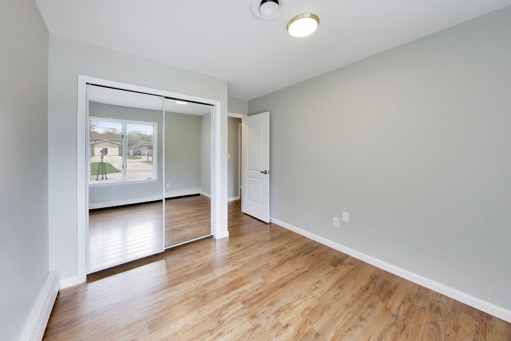 9831 Erie Street, Highland, IN 46322; Image #23