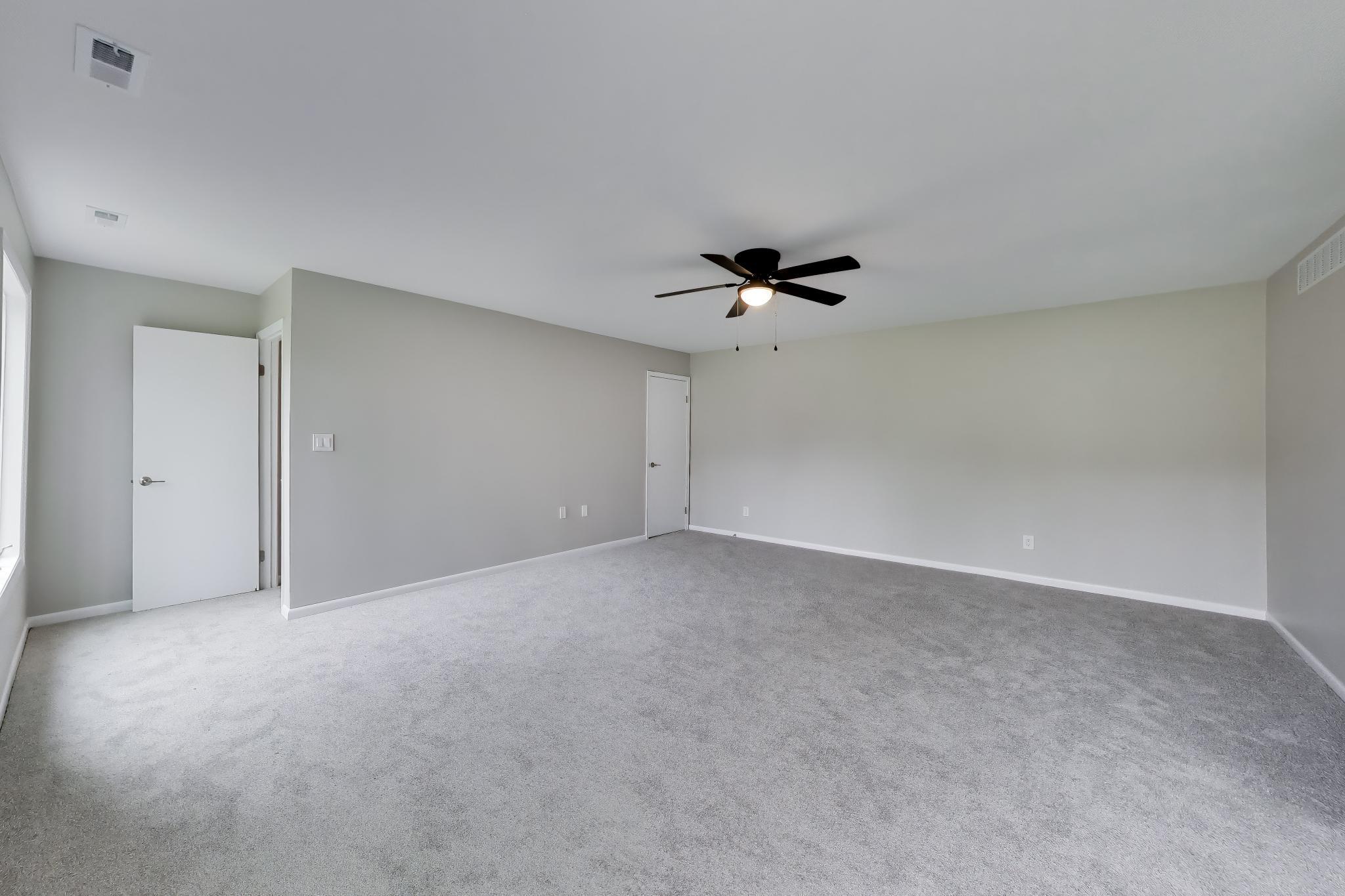 9831 Erie Street, Highland, IN 46322; Image #27