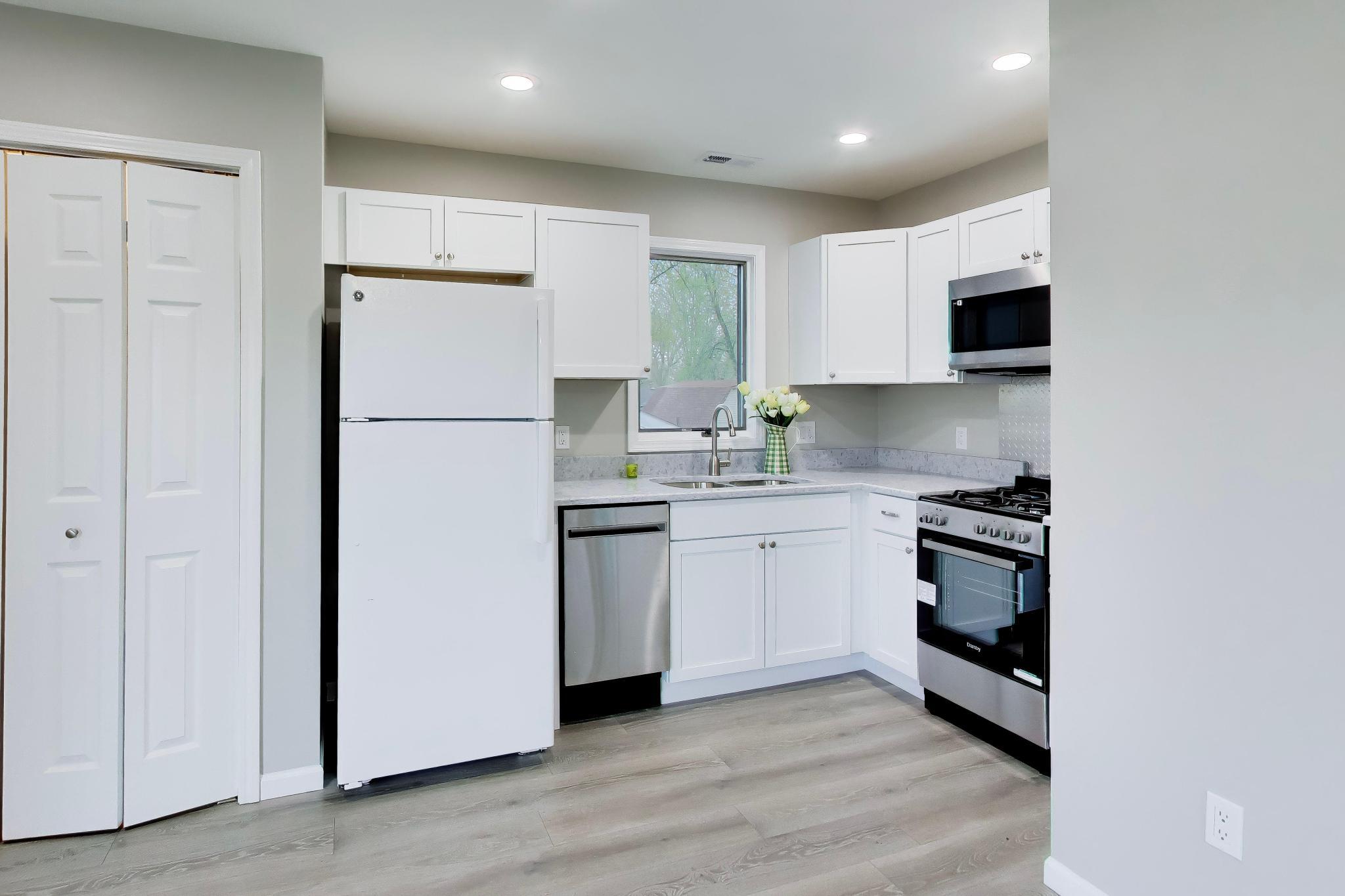 9831 Erie Street, Highland, IN 46322; Image #31