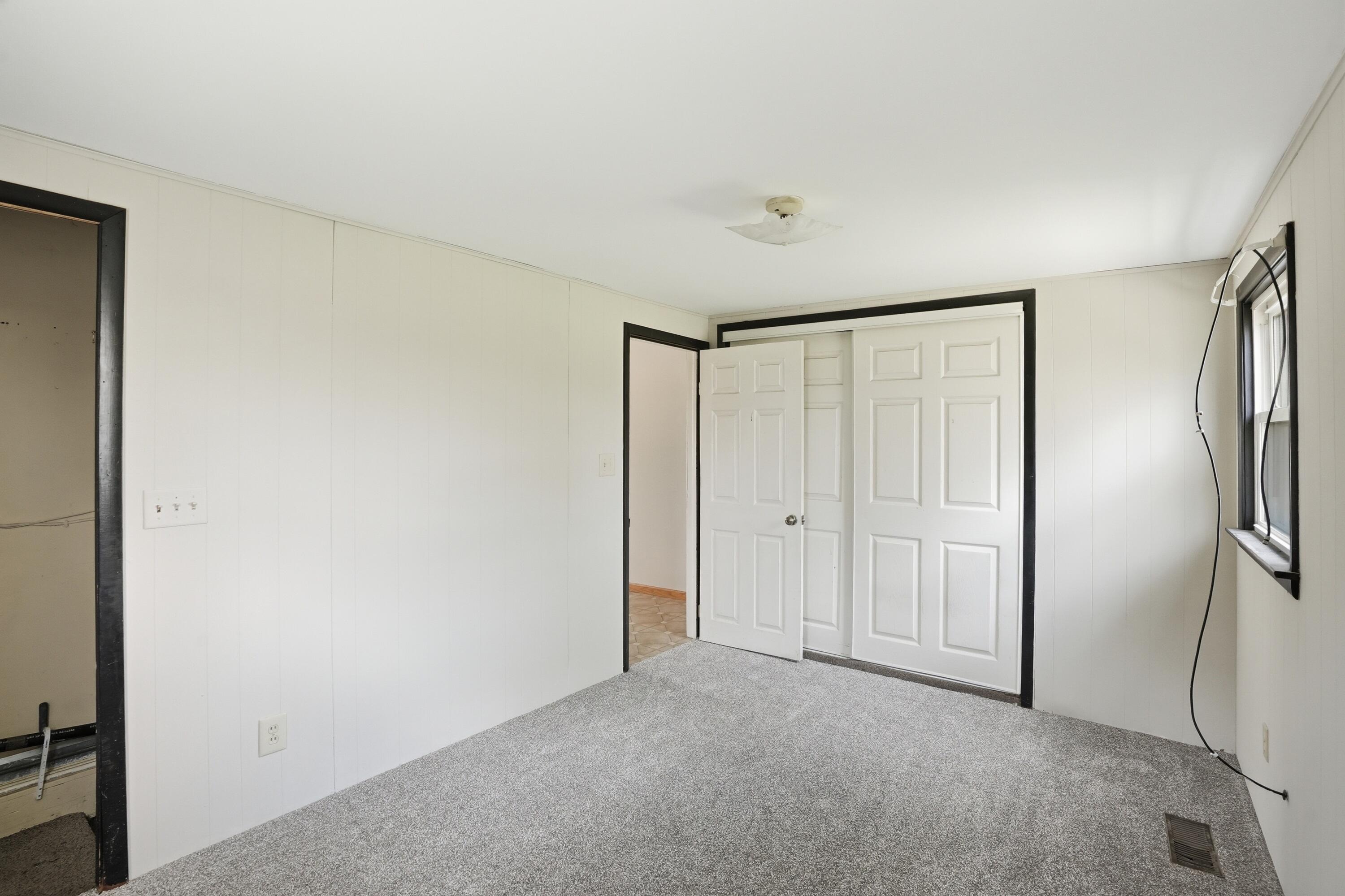 11131 Fathke Road, Crown Point, IN 46307; Image #12