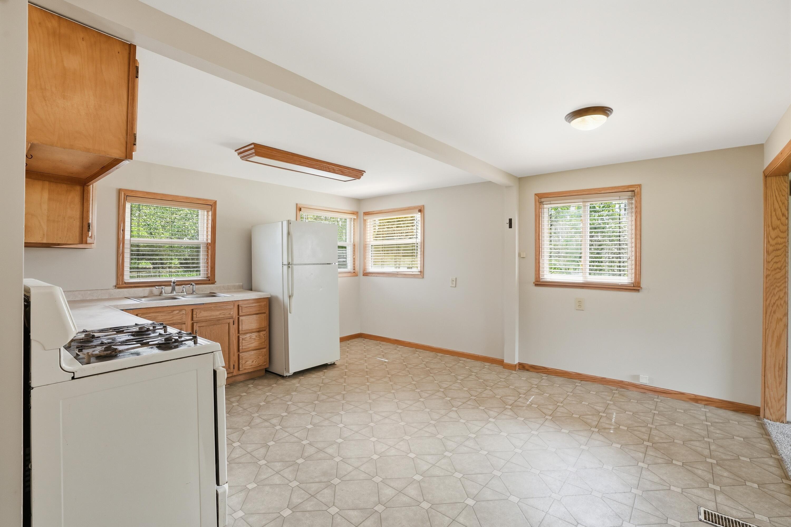 11131 Fathke Road, Crown Point, IN 46307; Image #9