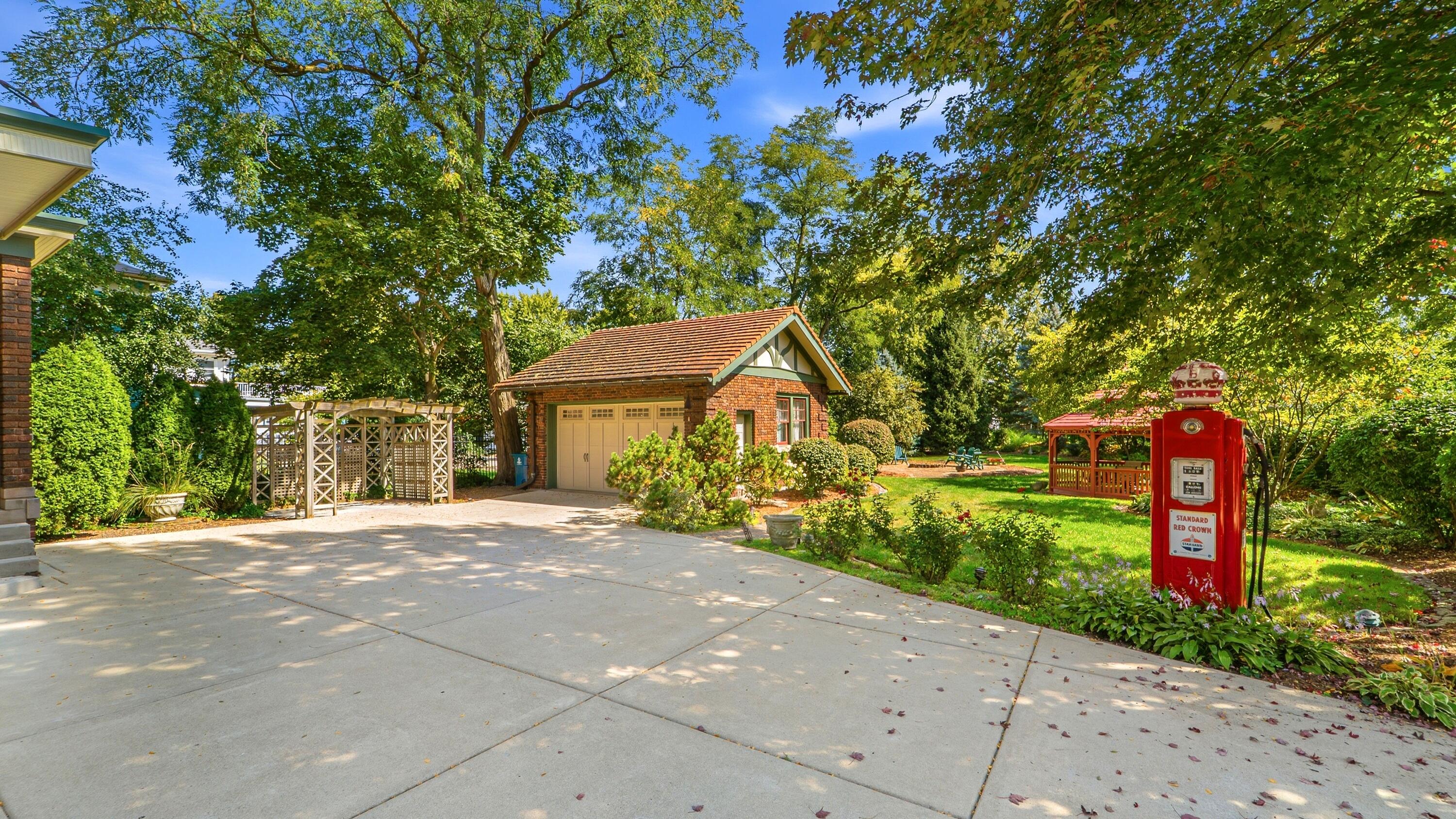 498 S Court Street, Crown Point, IN 46307; Image #40